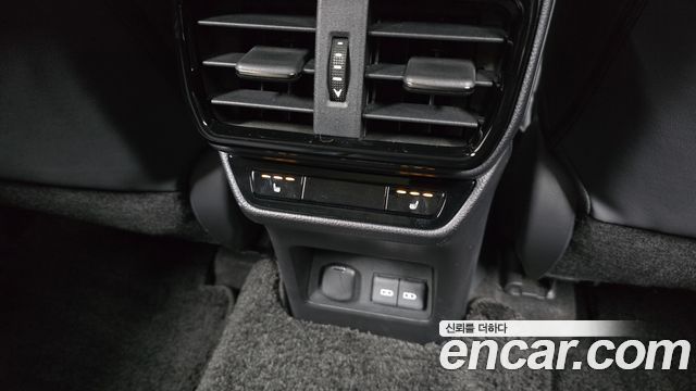 Лексус NX350h 2023 — миниатюра 19