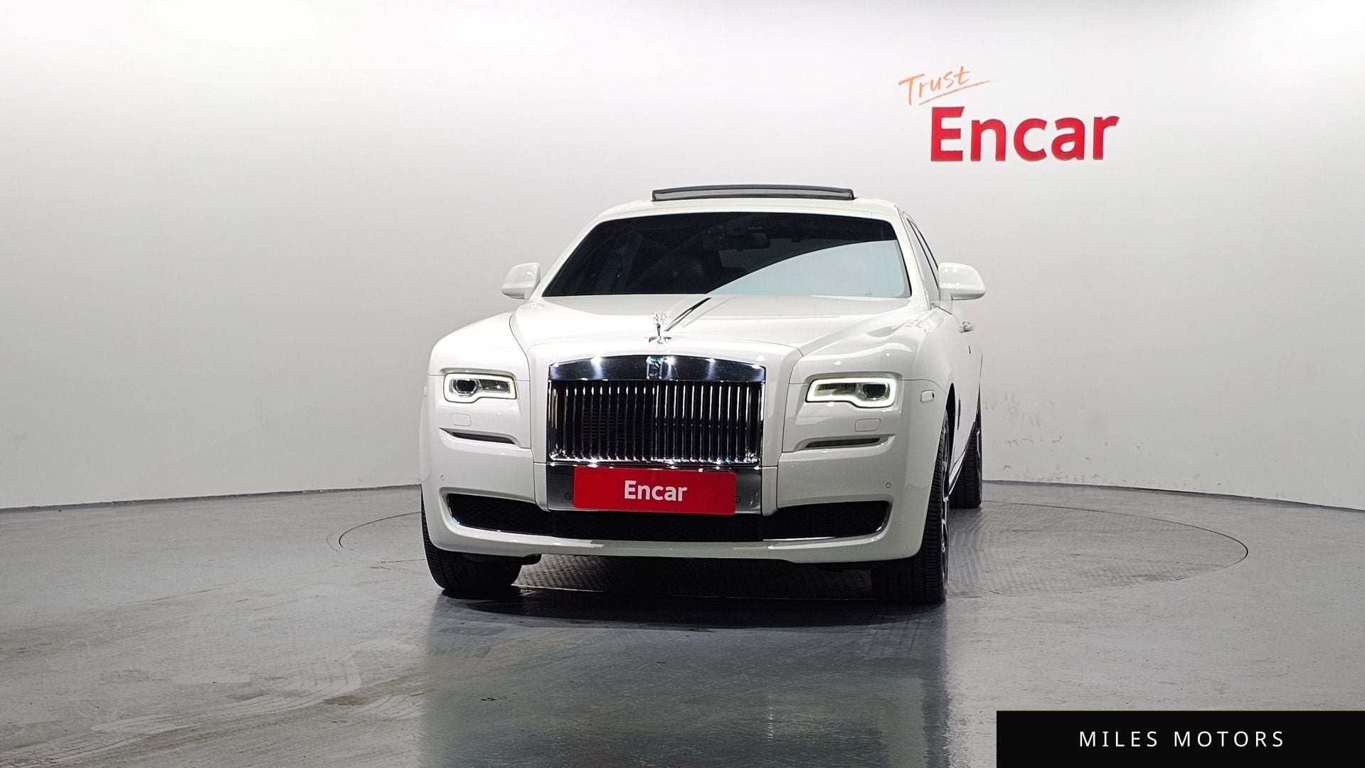 Rolls-Royce 고스트 2017 — миниатюра 3