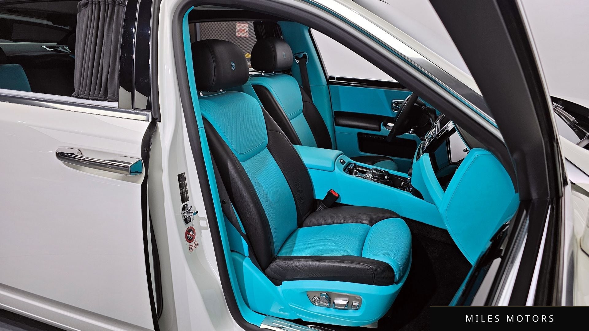 Rolls-Royce 고스트 2017 — миниатюра 12