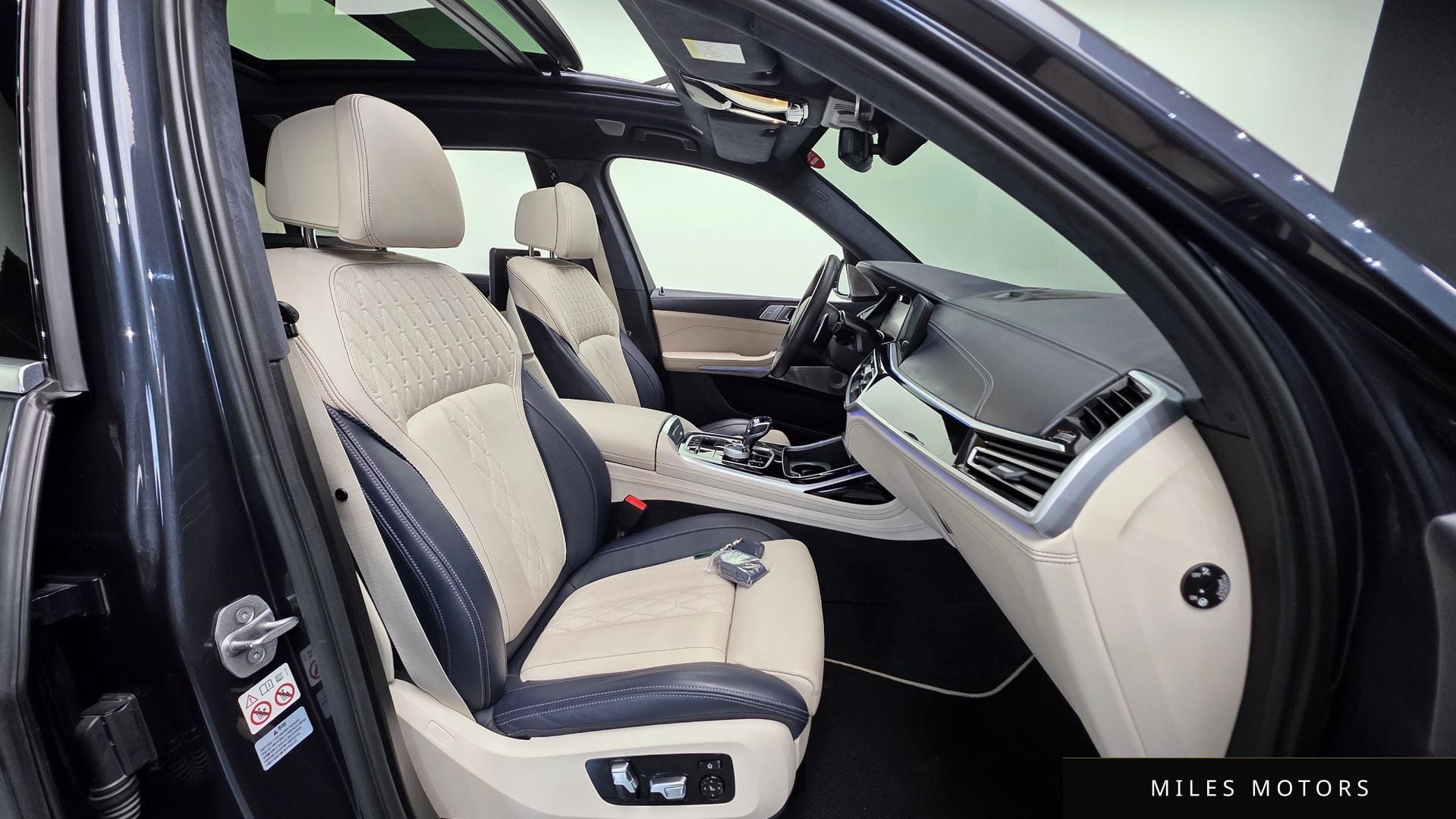 BMW X7 (G07) 2022 — миниатюра 10