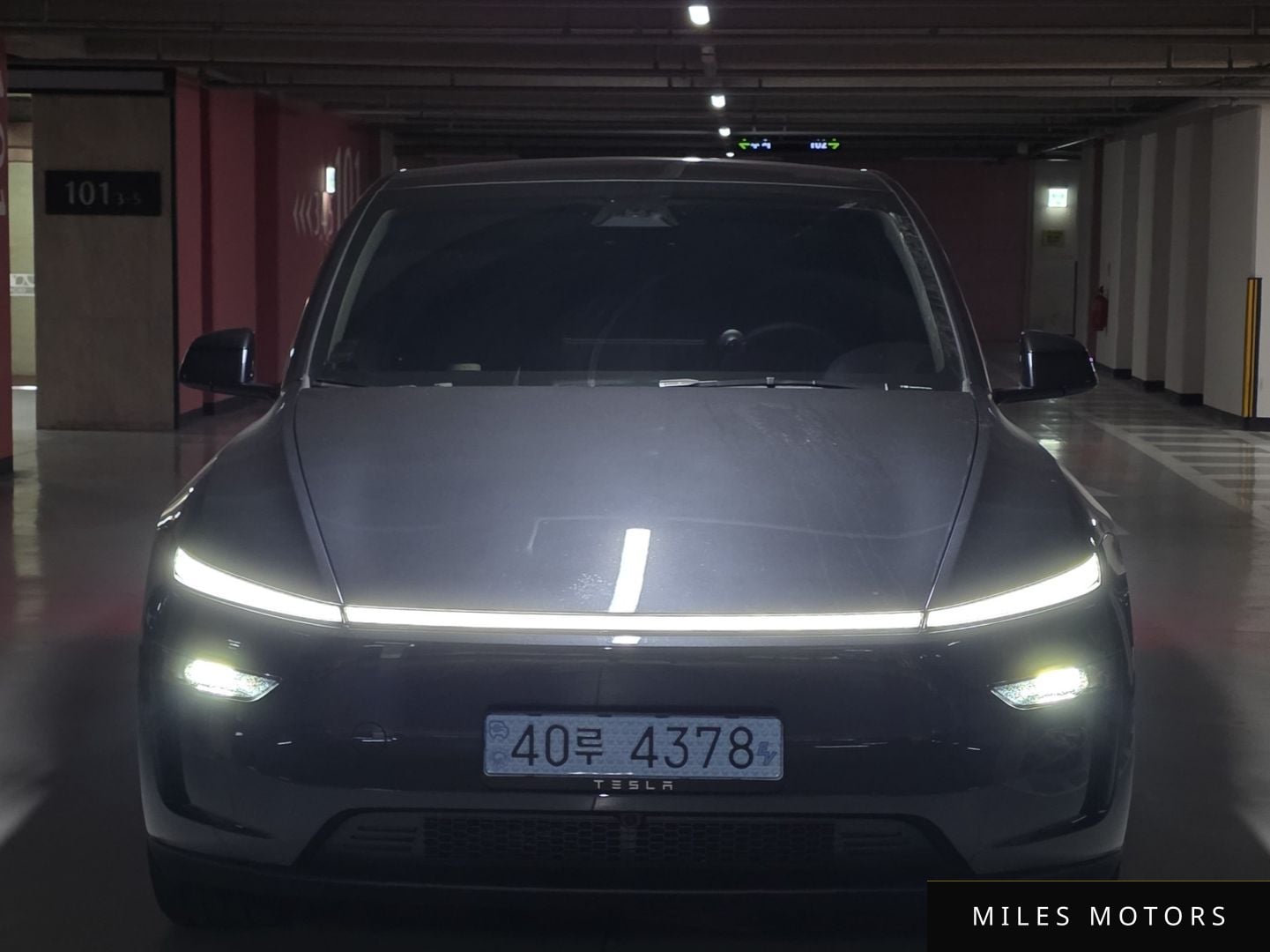 Tesla Model Y 2025 — миниатюра 2