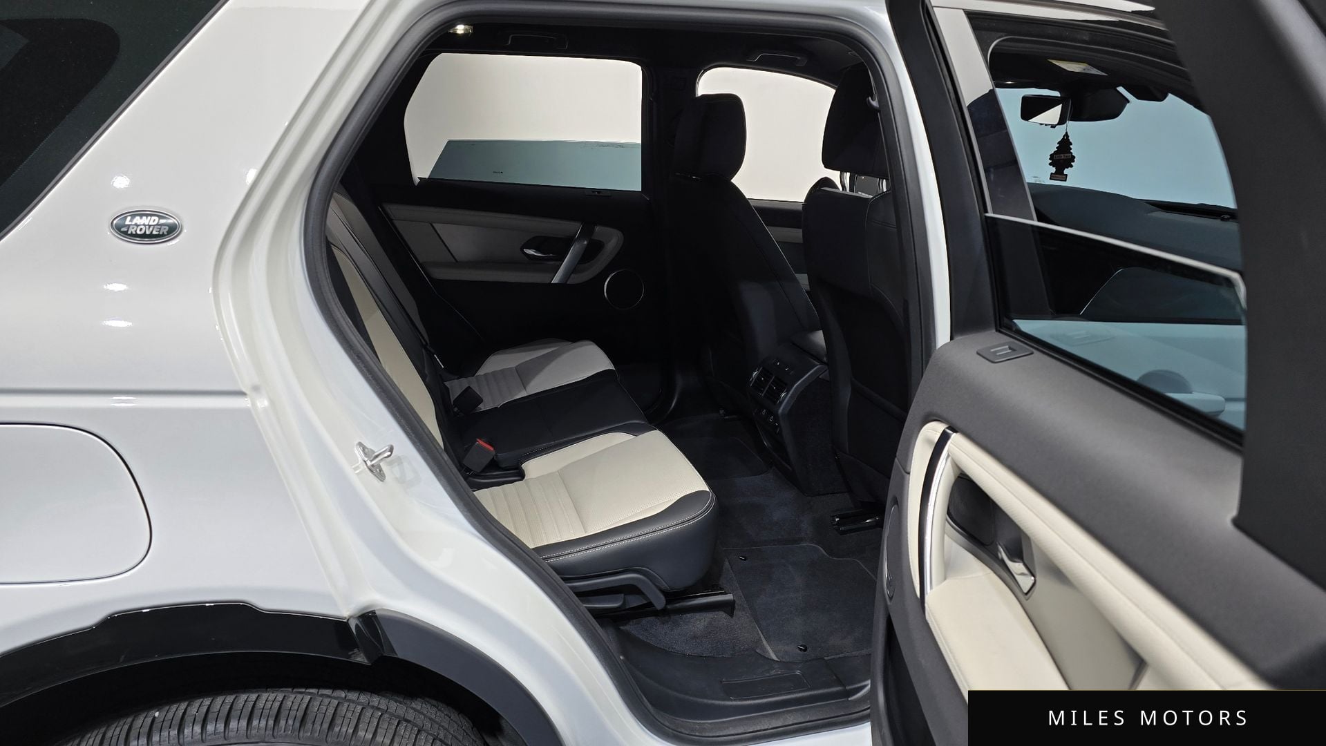 Land Rover 디스커버리 스포츠 2024 — миниатюра 12
