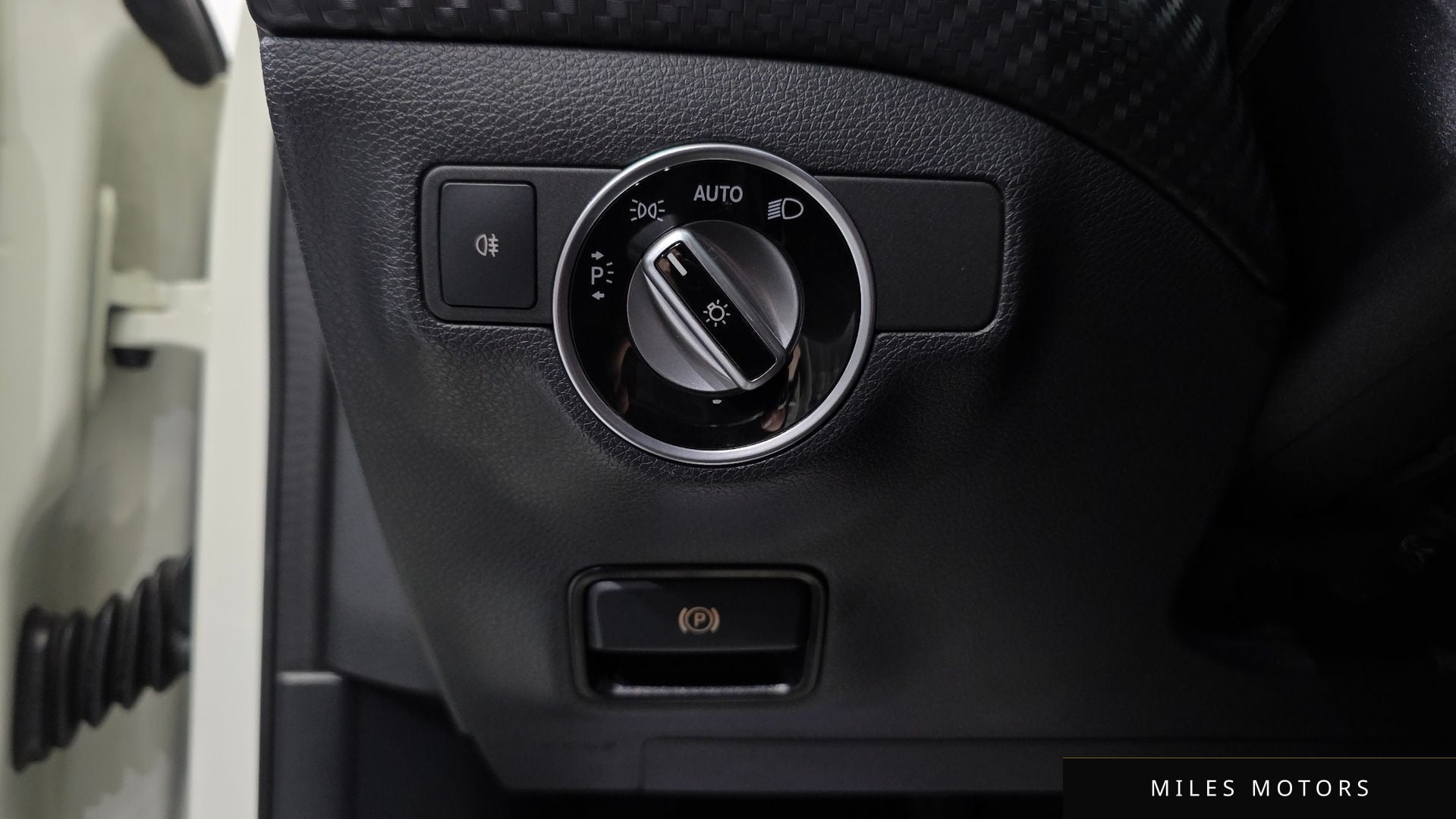 Mercedes-Benz A-클래스 W176 2018 — миниатюра 13