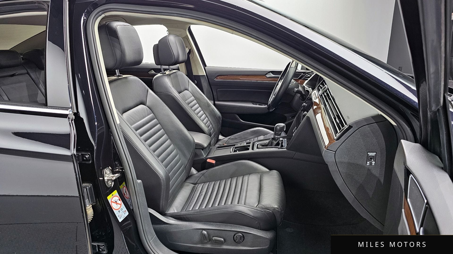 Volkswagen Passat 2018 — миниатюра 10