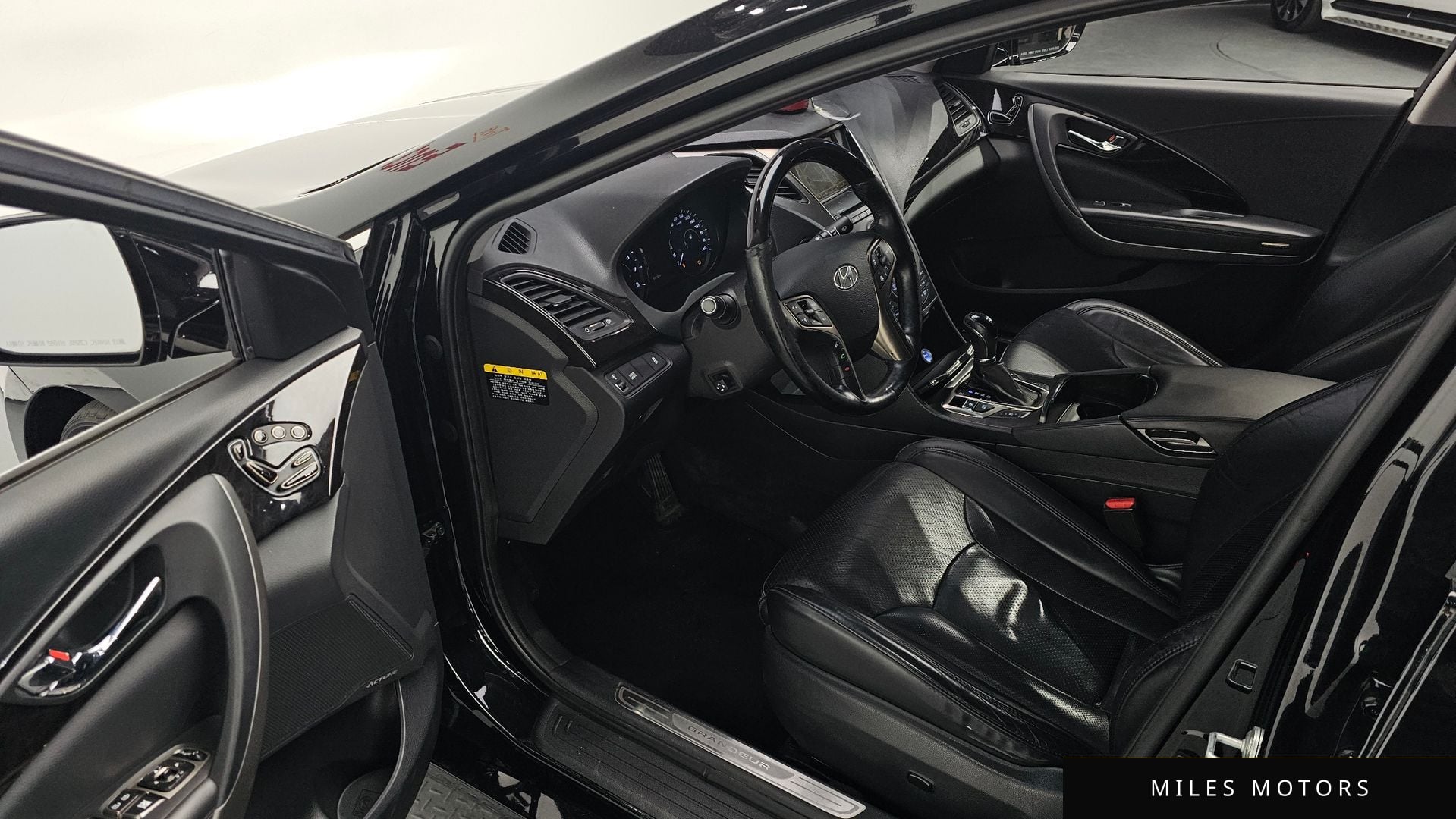 Hyundai Grandeur 2013 — миниатюра 11