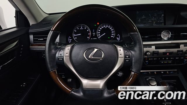 Лексус ES350 2014 — миниатюра 17