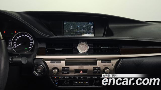 Лексус ES350 2014 — миниатюра 18