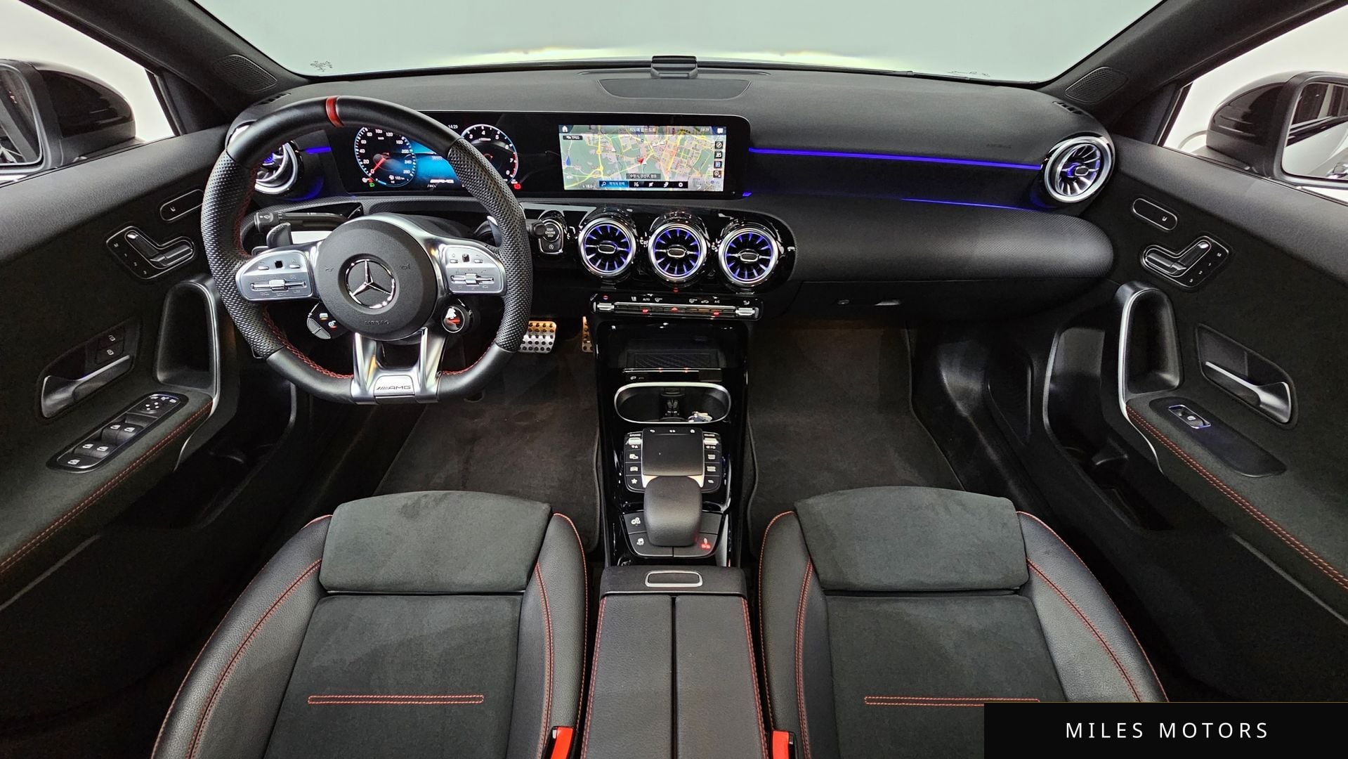 Mercedes-Benz A-Class W177 2023 — миниатюра 7