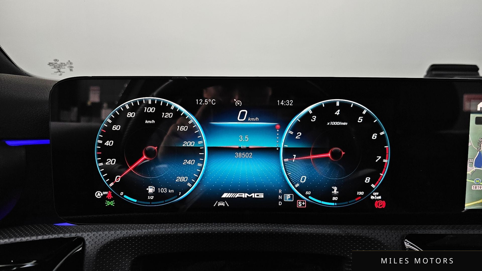 Mercedes-Benz A-Class W177 2023 — миниатюра 8