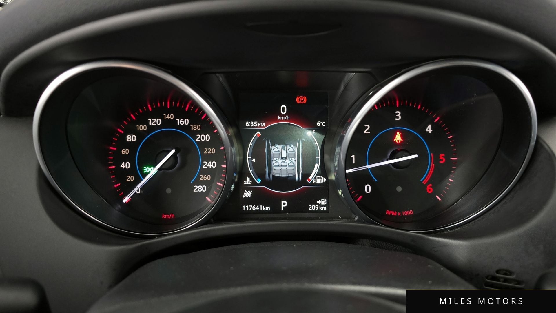 Jaguar XE 2017 — миниатюра 8