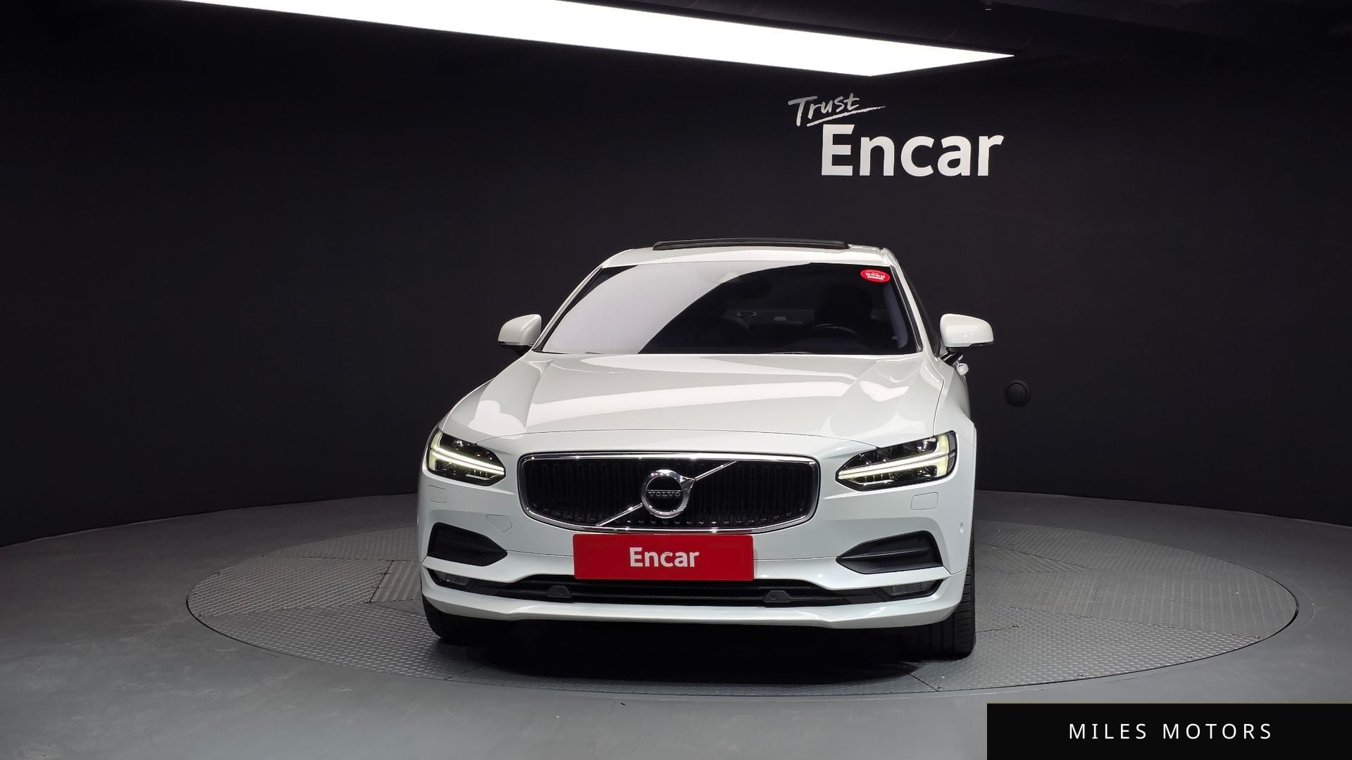 Volvo S90 2017 — миниатюра 3