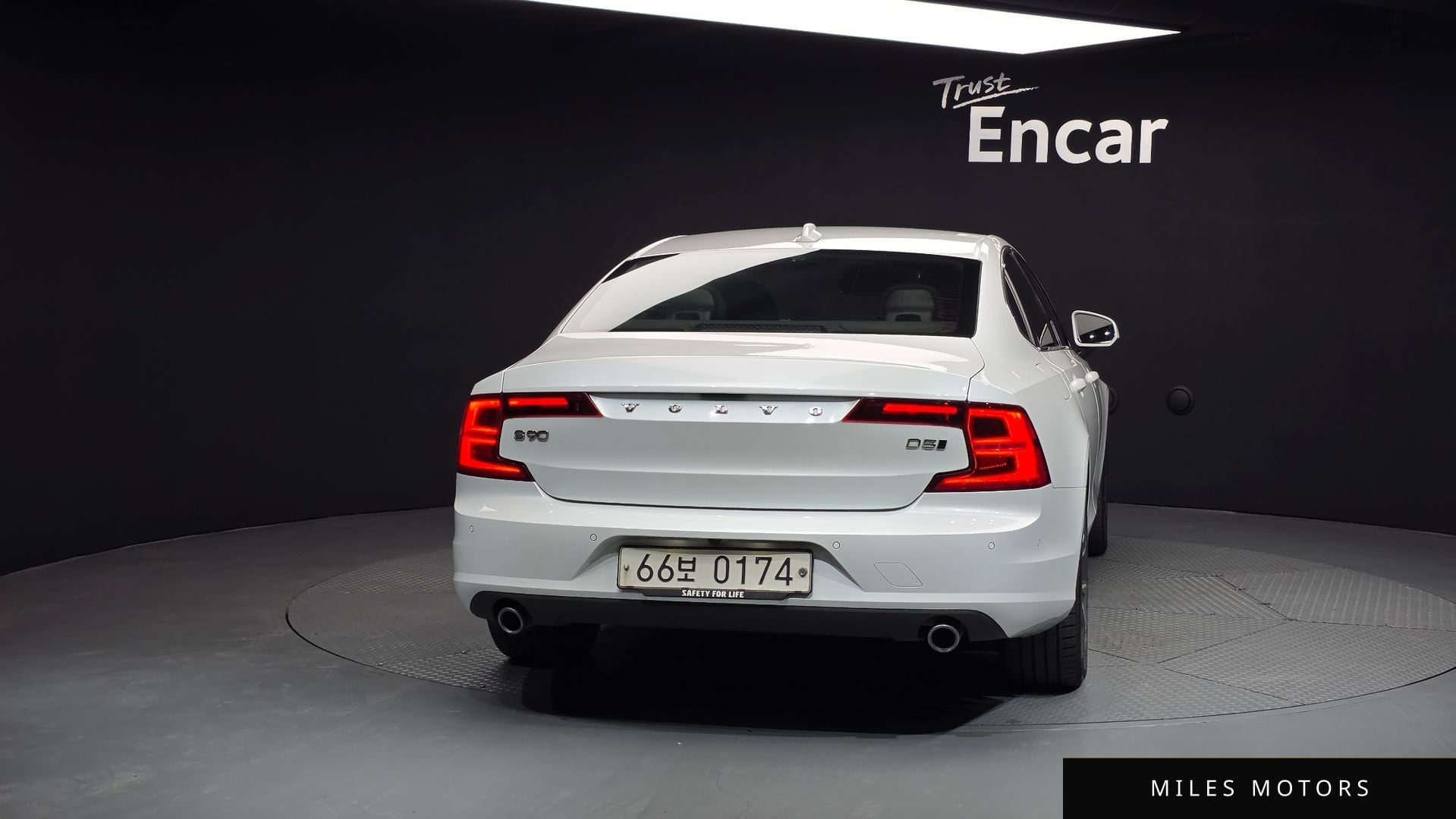 Volvo S90 2017 — миниатюра 4