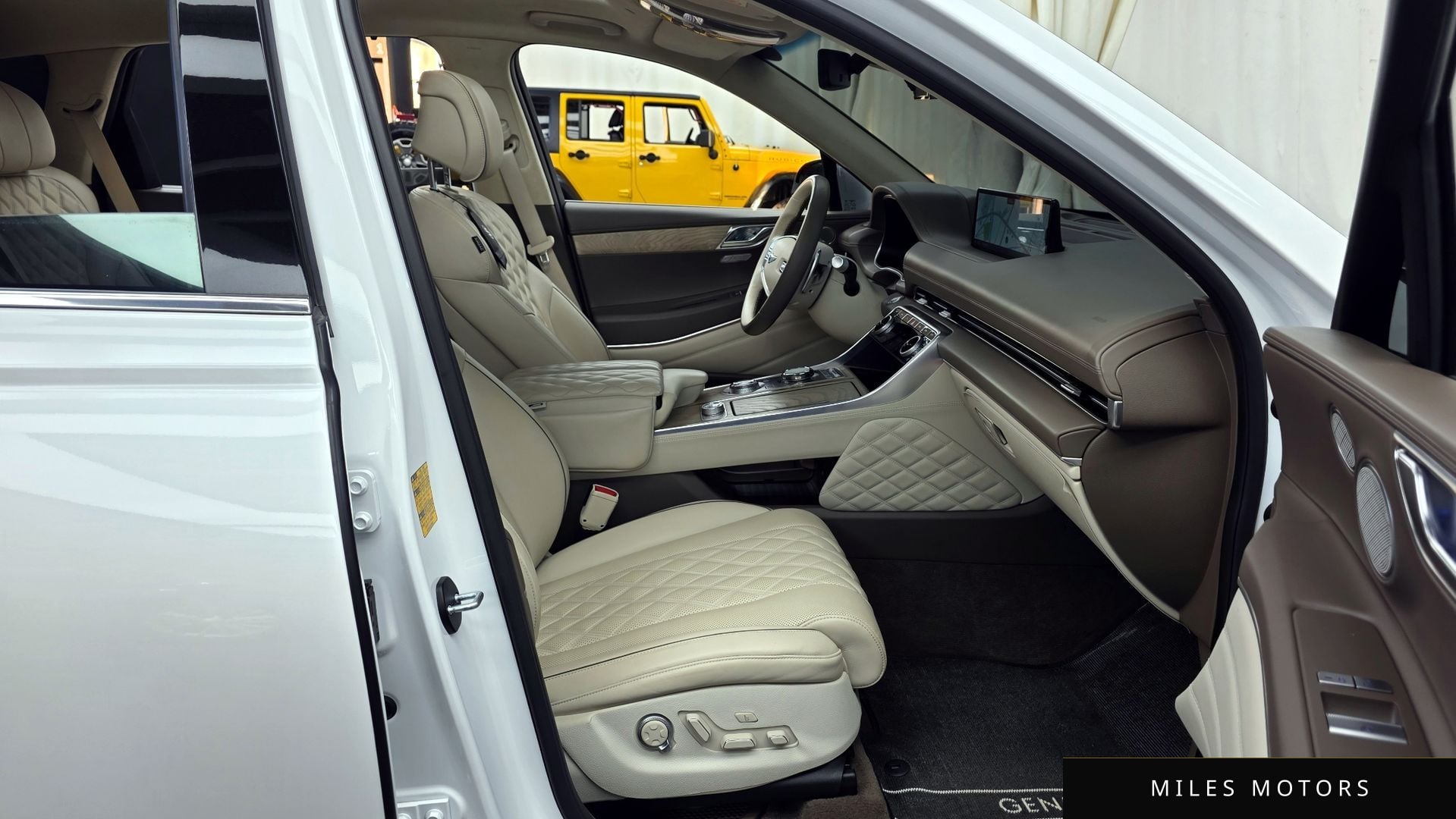 Genesis GV80 2023 — миниатюра 11