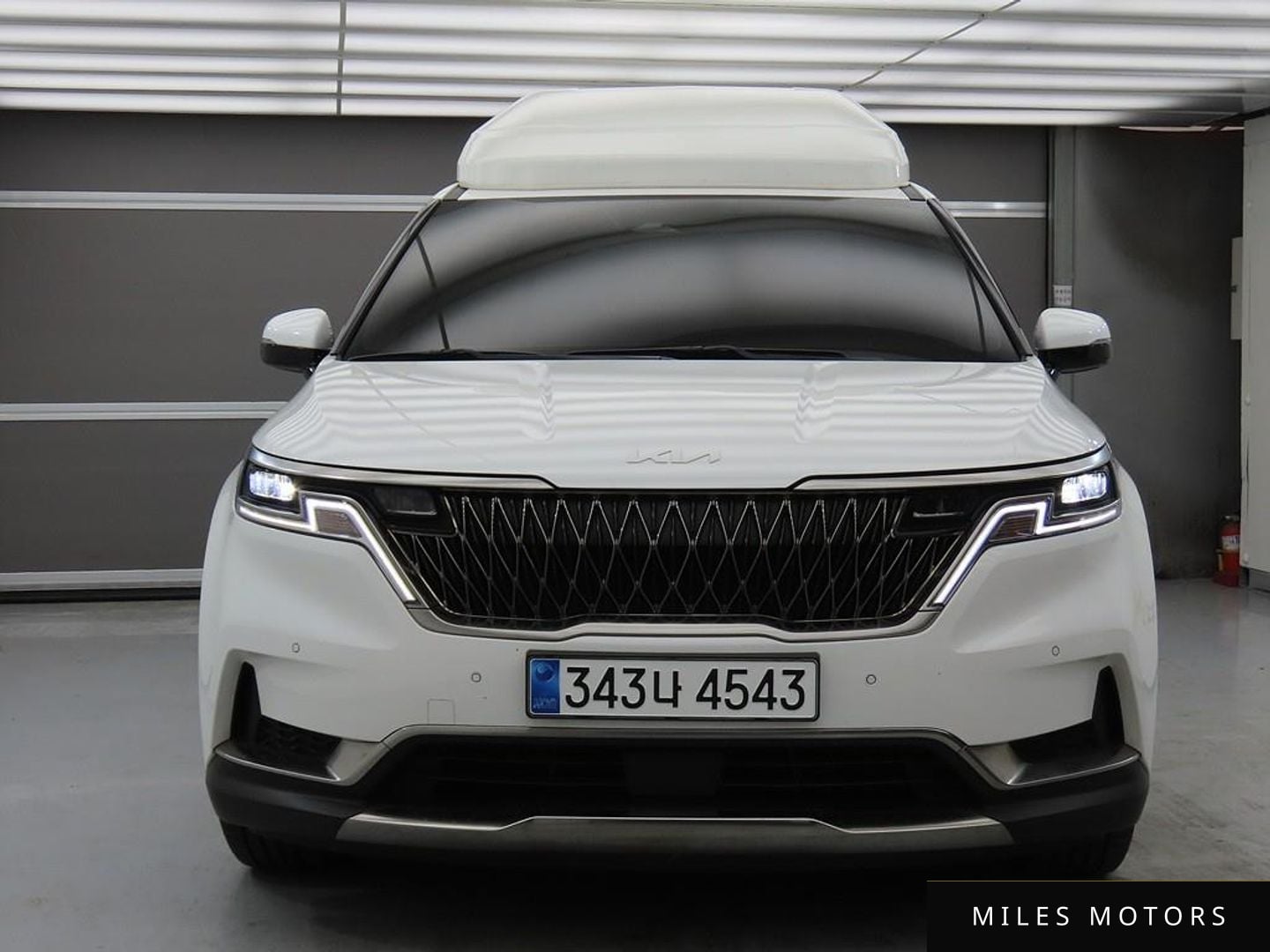 Kia Carnival 2023 — миниатюра 2