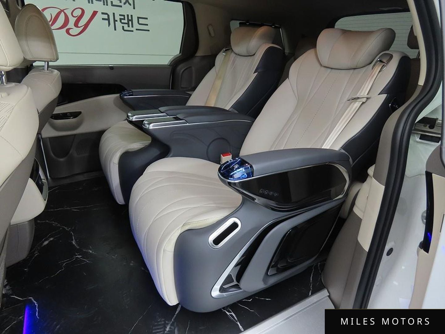 Kia Carnival 2023 — миниатюра 8