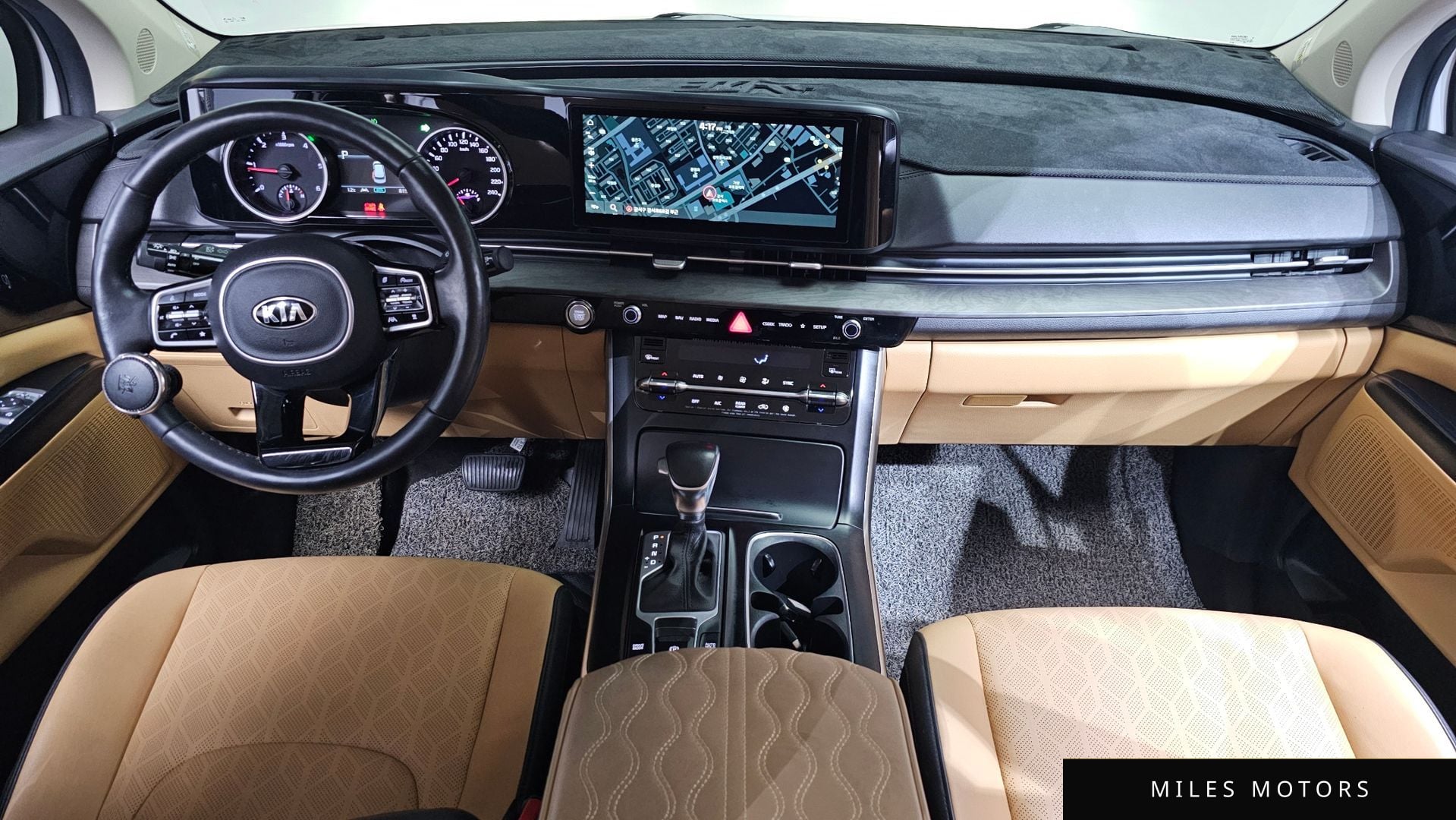 Kia Carnival 2021 — миниатюра 6