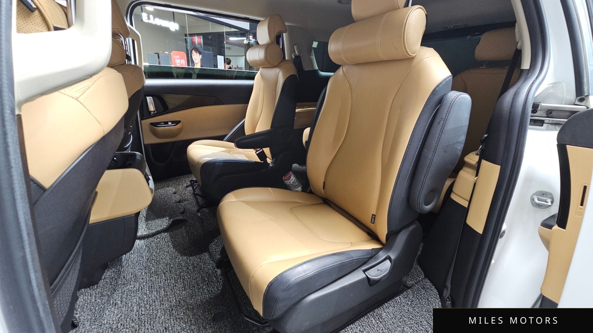 Kia Carnival 2021 — миниатюра 12