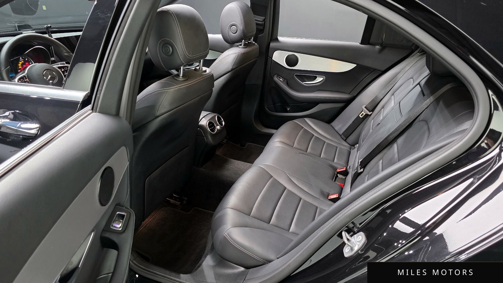 Mercedes-Benz C-Class W205 2020 — миниатюра 12