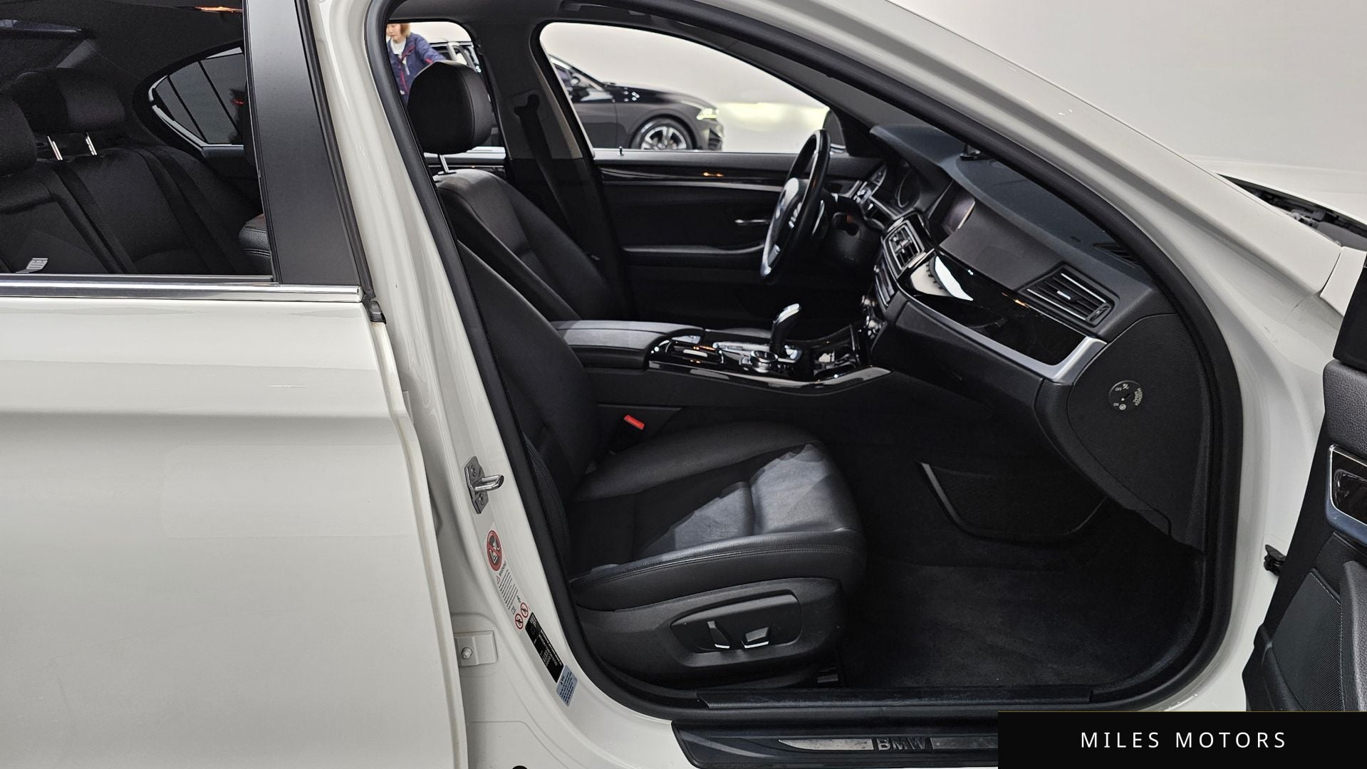 BMW 5 Series (F10) 2015 — миниатюра 11