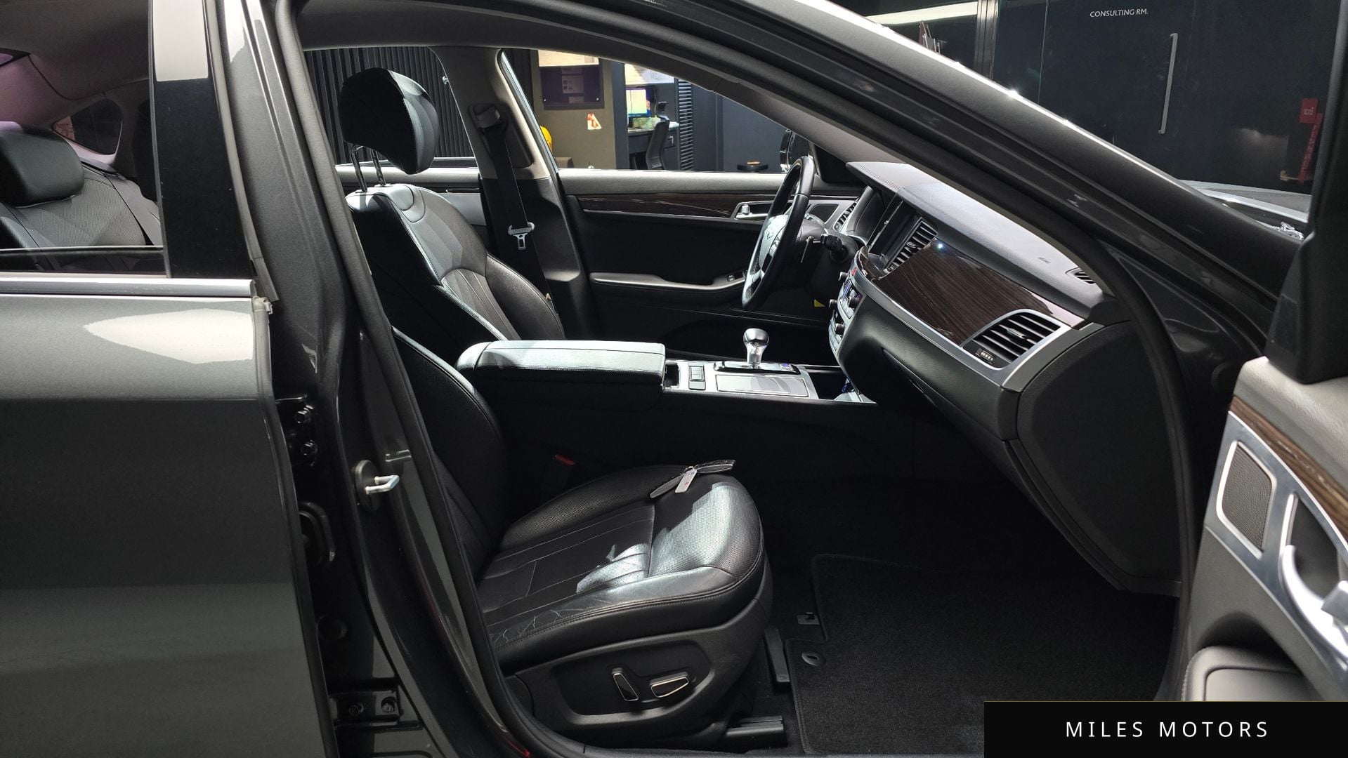 Genesis G80 2019 — миниатюра 11