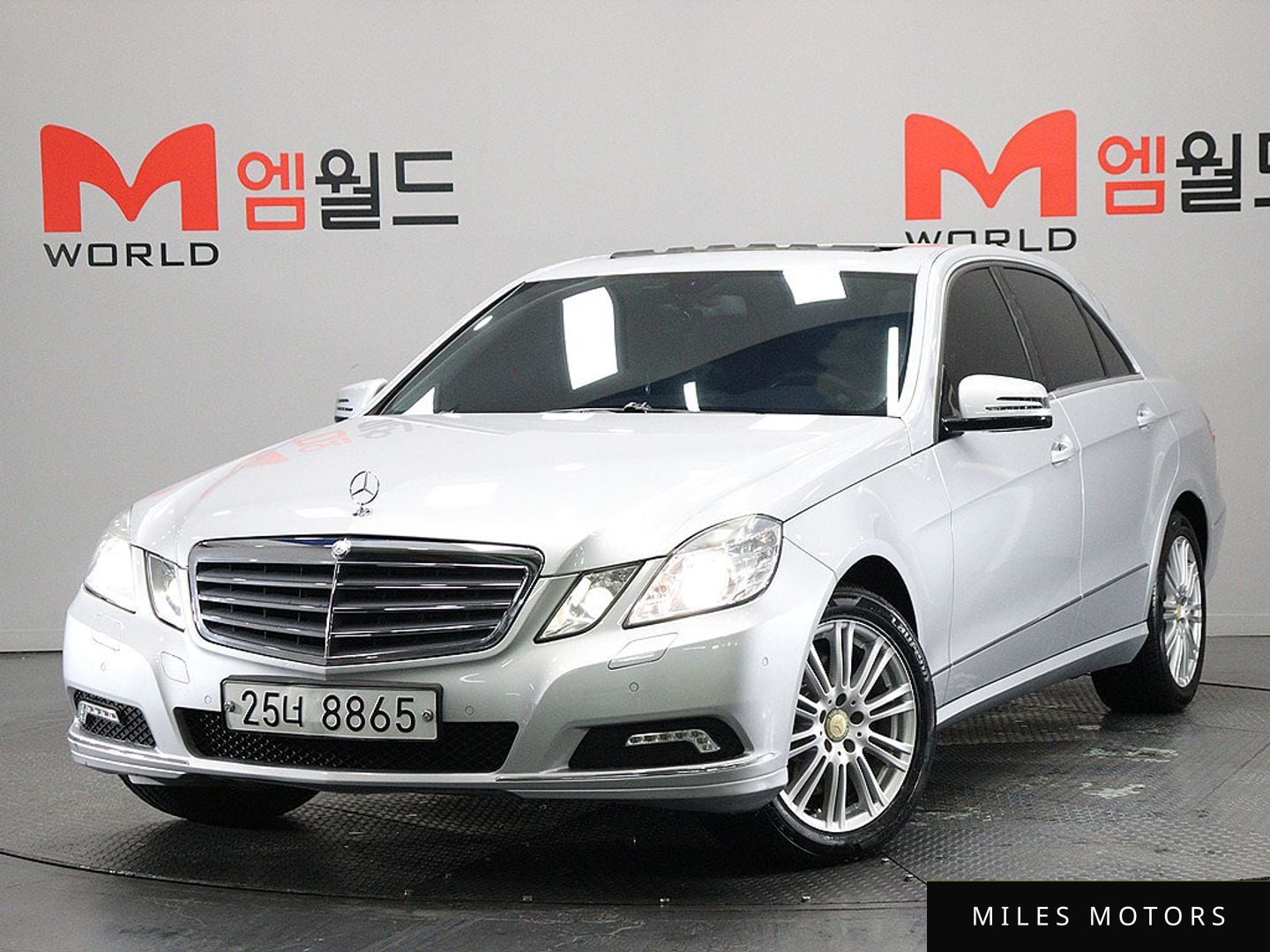 Mercedes-Benz E-Class W212 2010 — фото 1 из 12