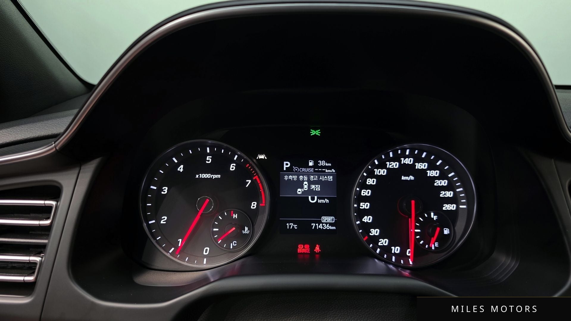 Hyundai AVANTE 2019 — миниатюра 8