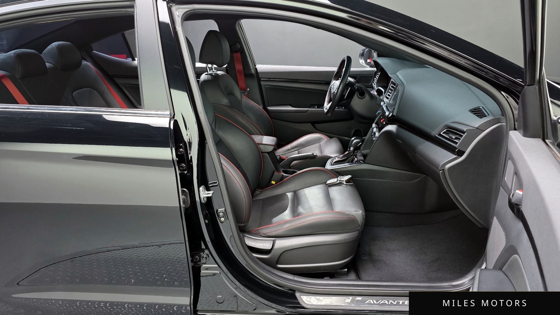 Hyundai AVANTE 2019 — миниатюра 10