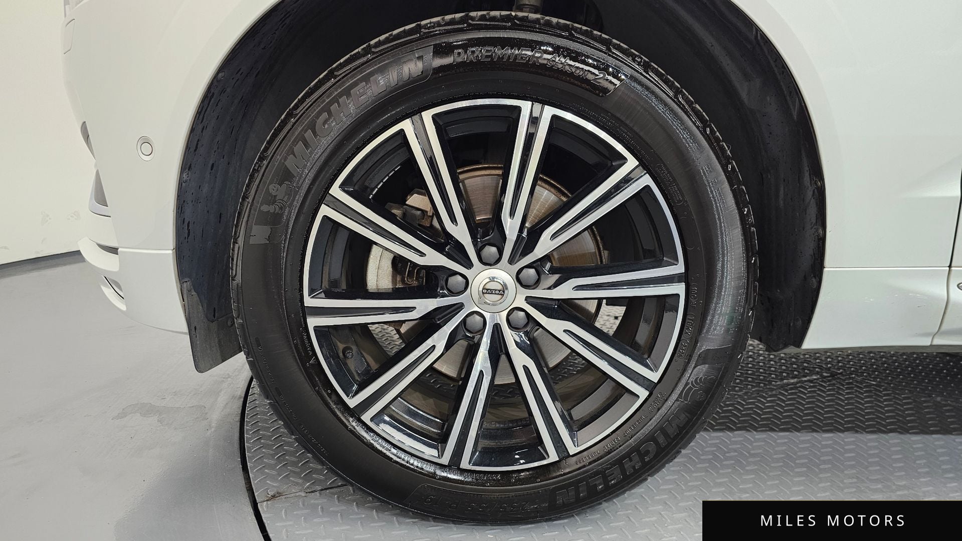Volvo XC60 2021 — миниатюра 4