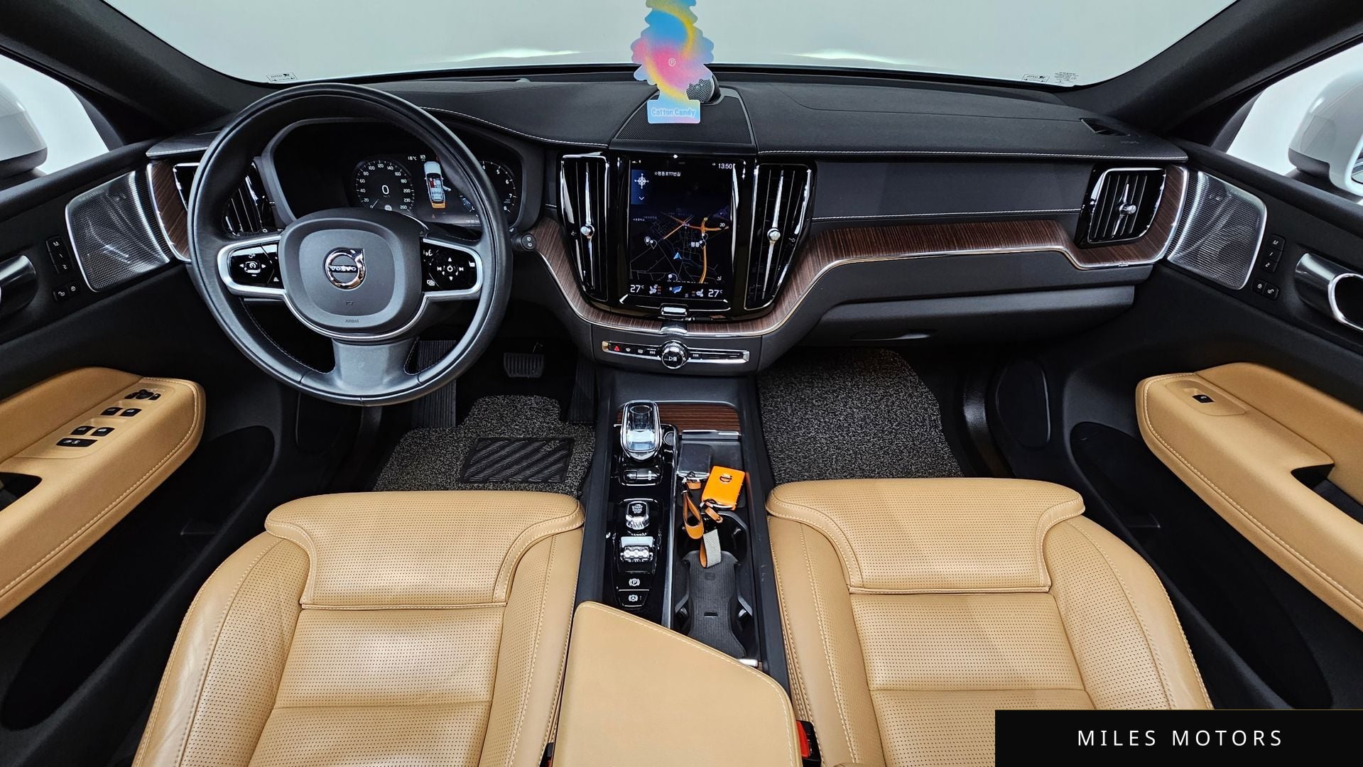 Volvo XC60 2021 — миниатюра 6