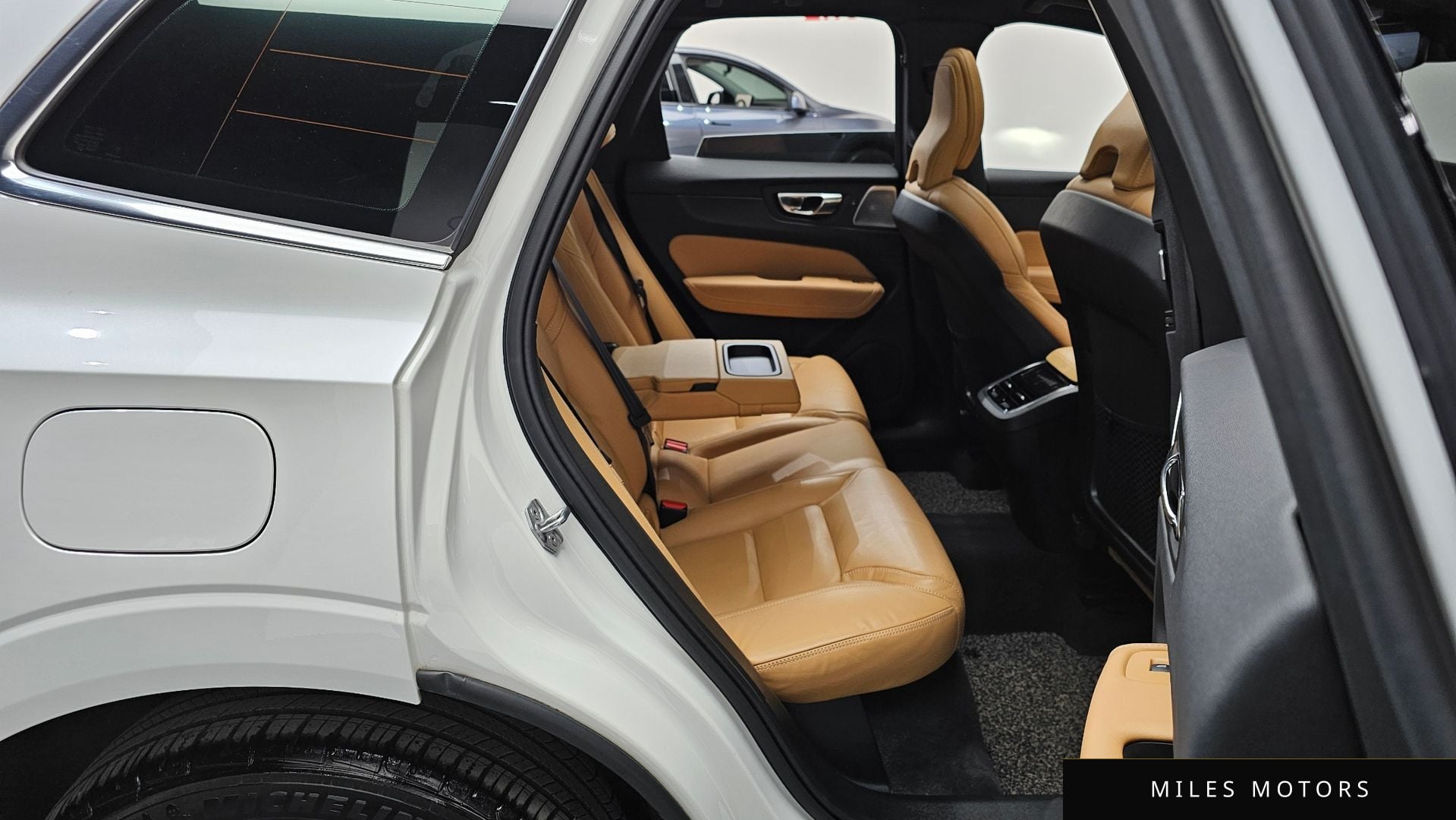 Volvo XC60 2021 — миниатюра 12