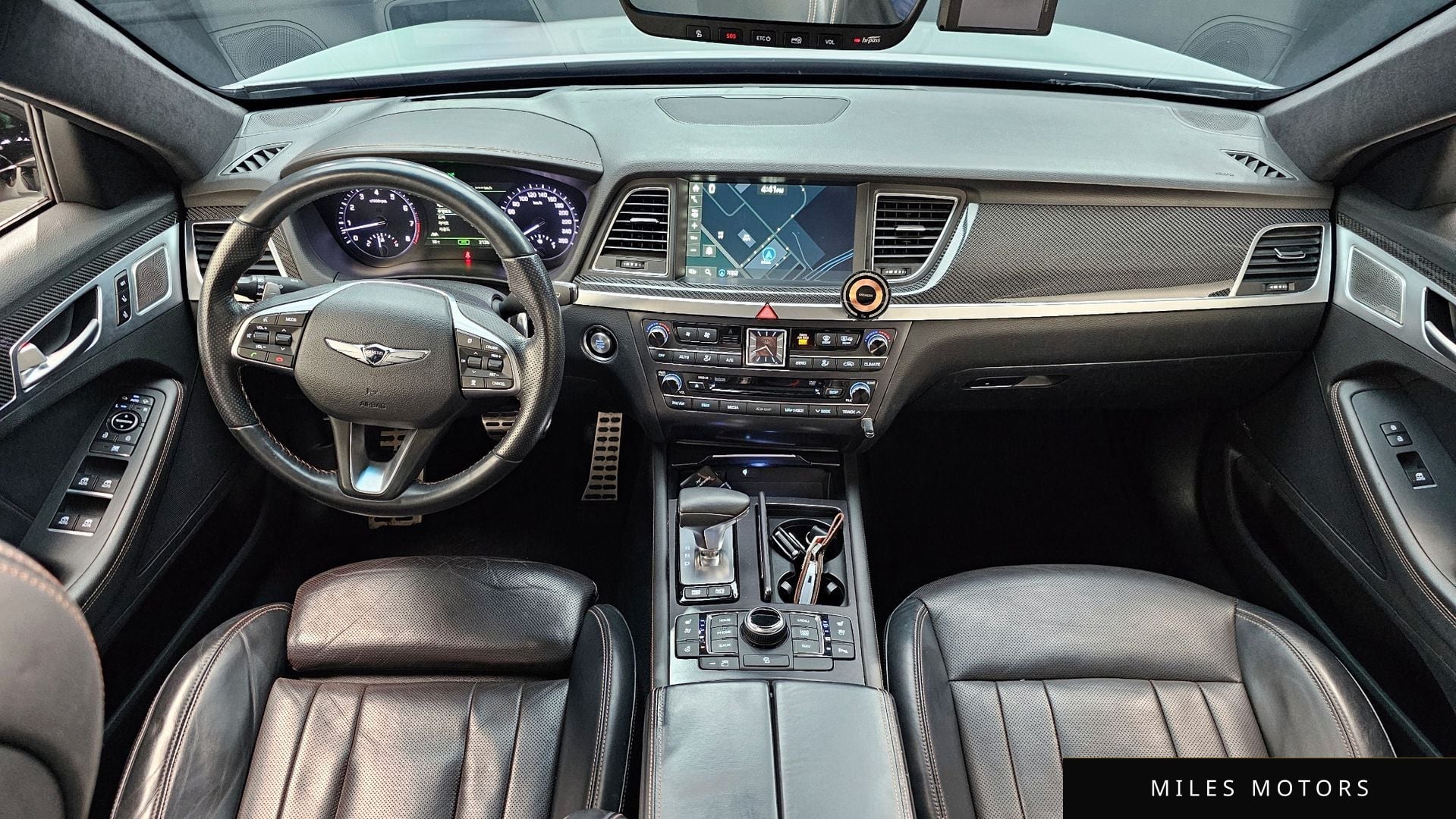 Genesis G80 2017 — миниатюра 7