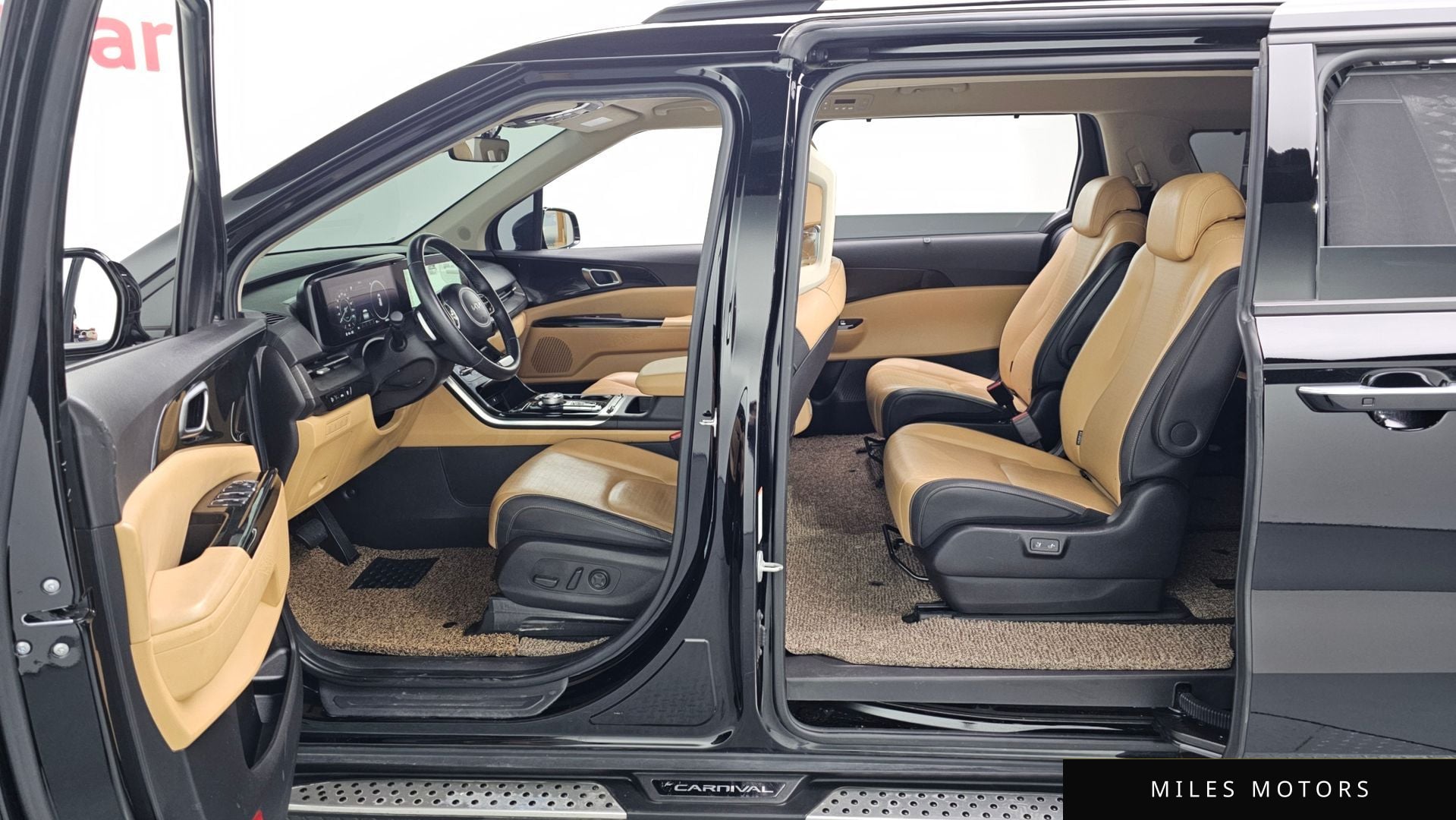 Kia Carnival 2023 — миниатюра 10