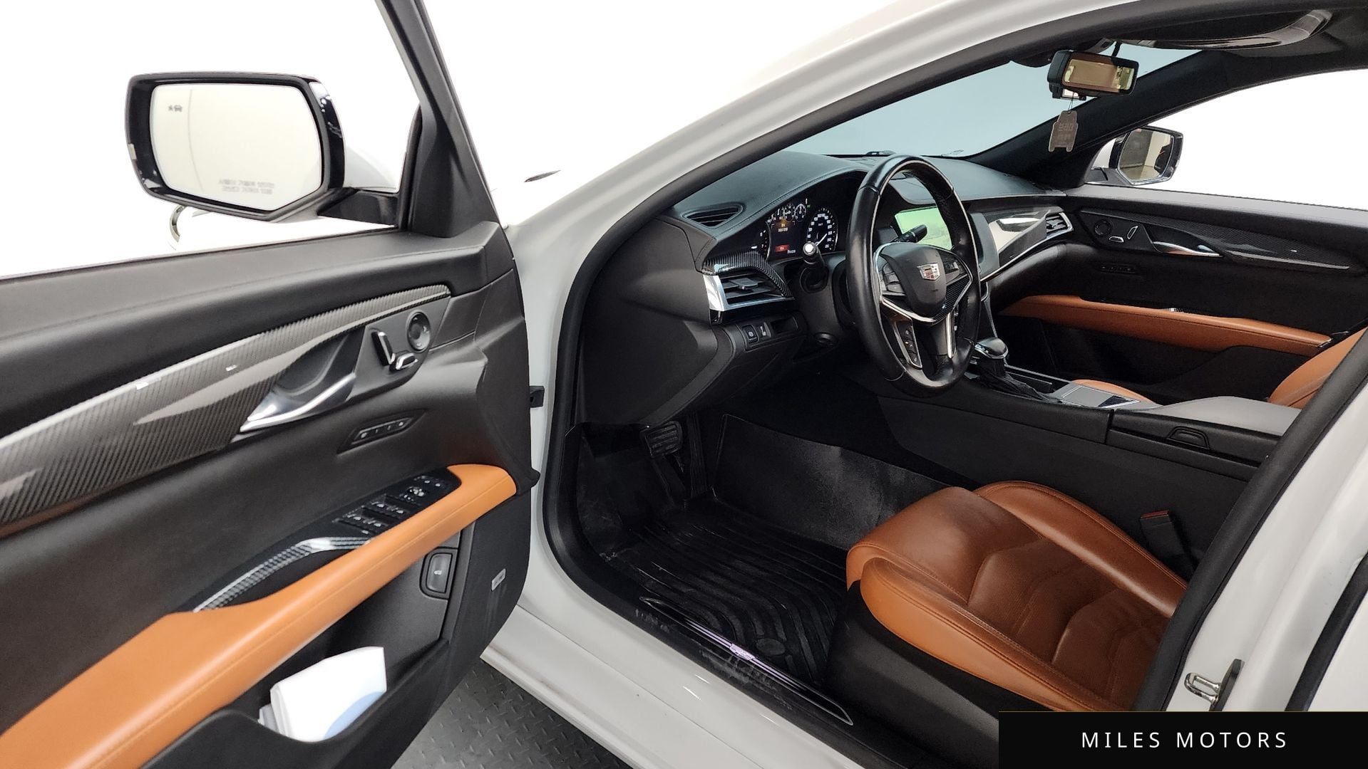 Cadillac CT6 2018 — миниатюра 10