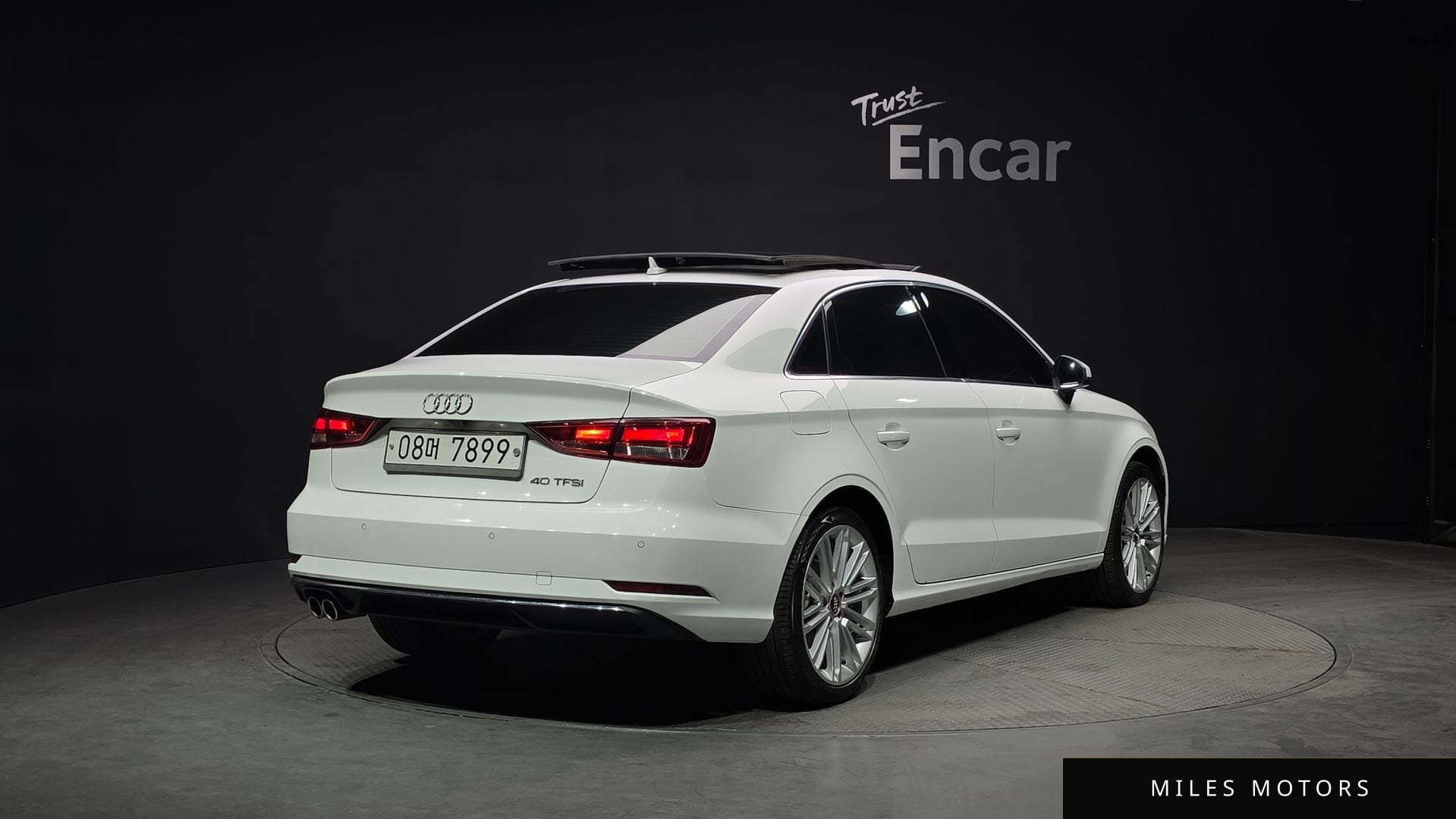 Audi A3 2018 — миниатюра 2