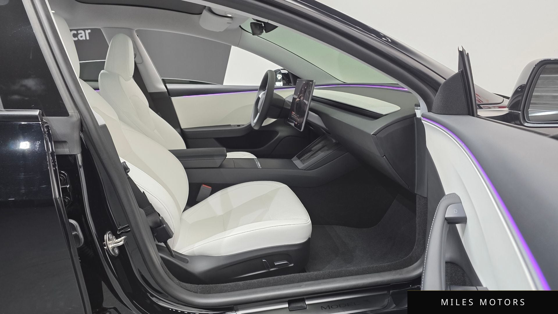 Tesla 모델 3 2024 — миниатюра 10