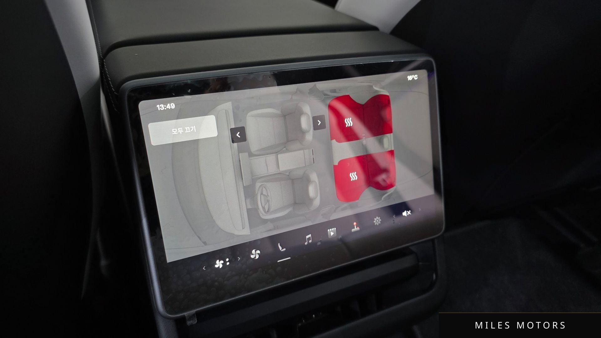 Tesla 모델 3 2024 — миниатюра 17
