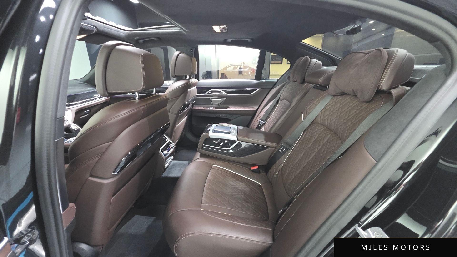 BMW 7시리즈 (G11) 2021 — миниатюра 12