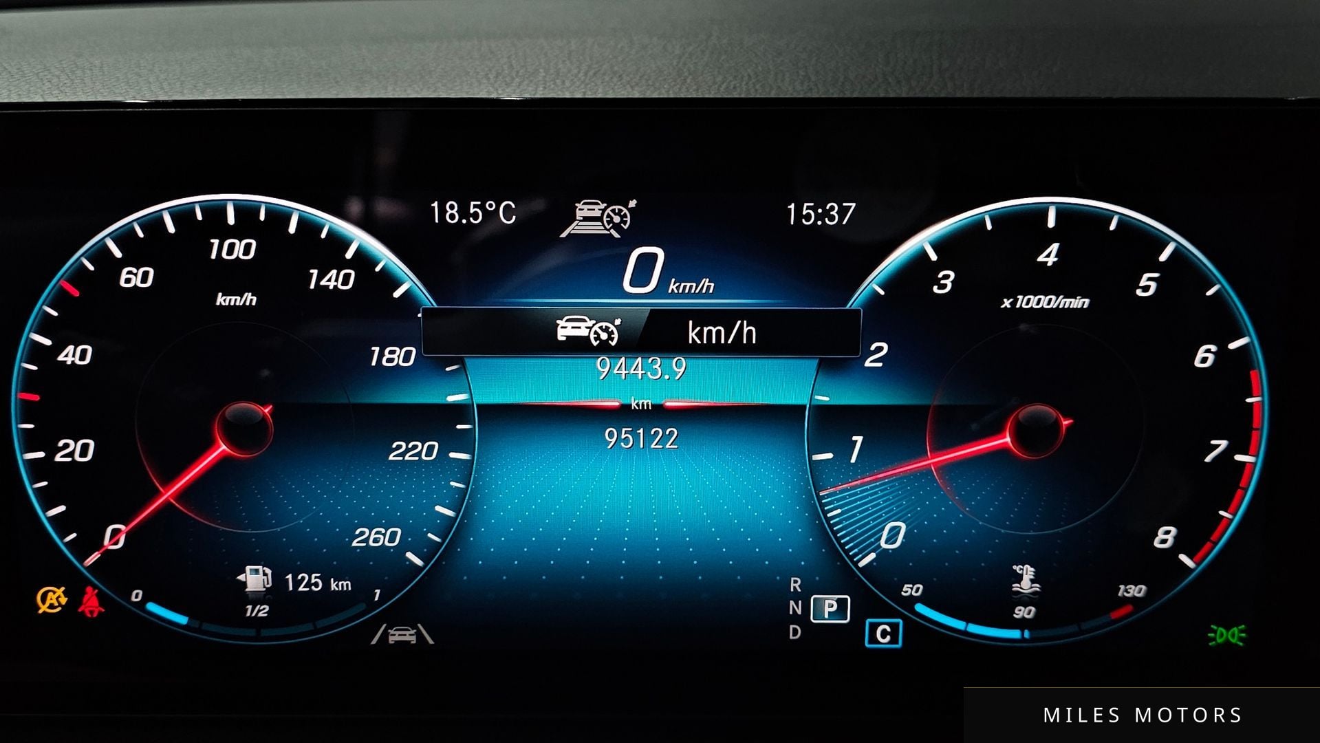 Mercedes-Benz GLB-Class X247 2021 — миниатюра 8