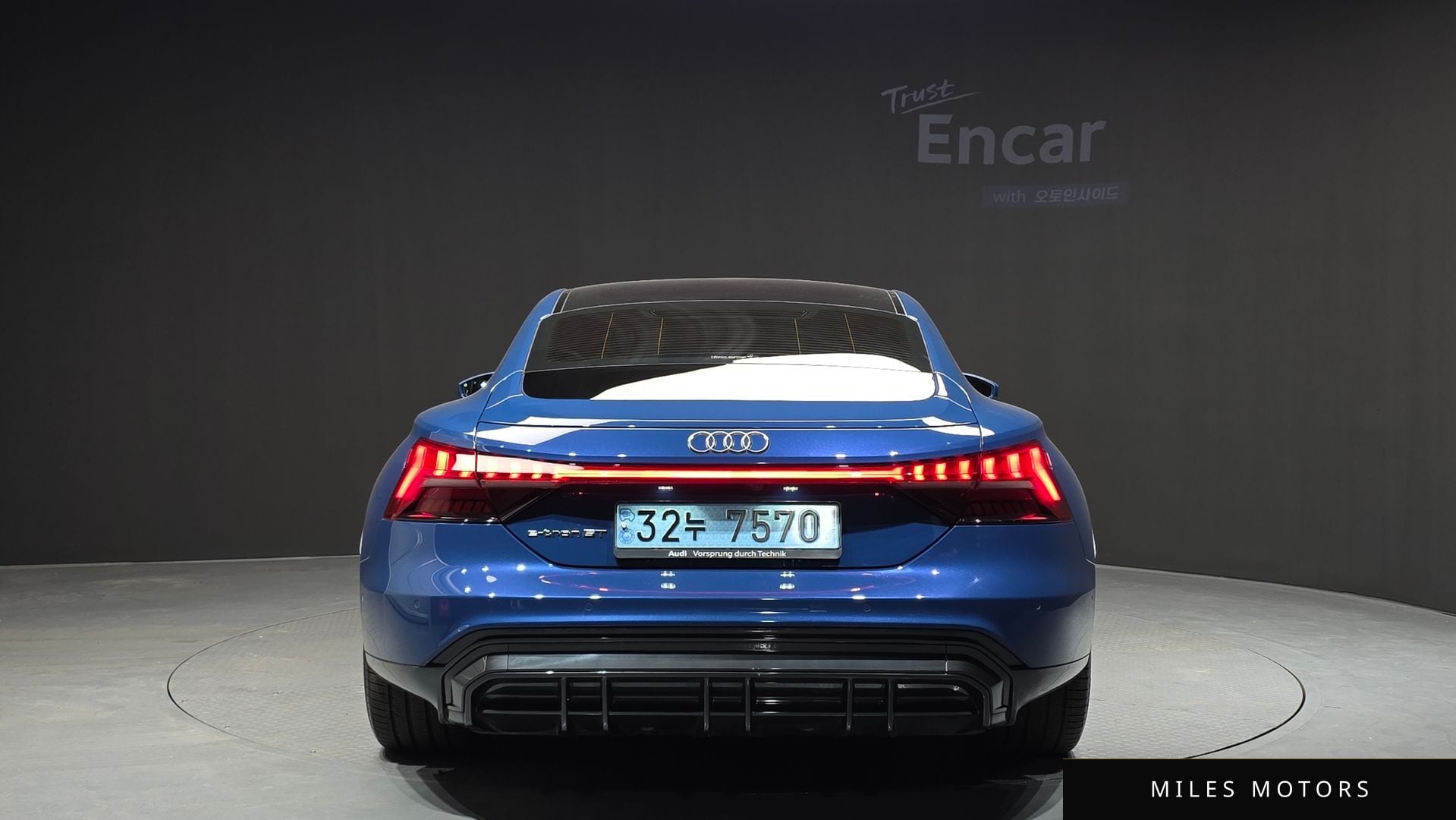 Audi e-tron GT 2022 — миниатюра 4