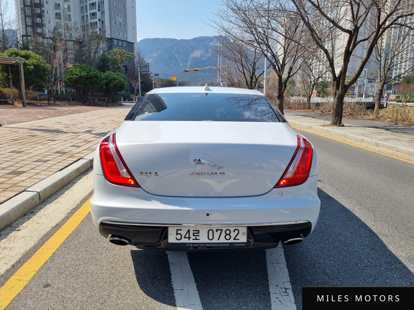 Jaguar All New XJ 2016 — миниатюра 5