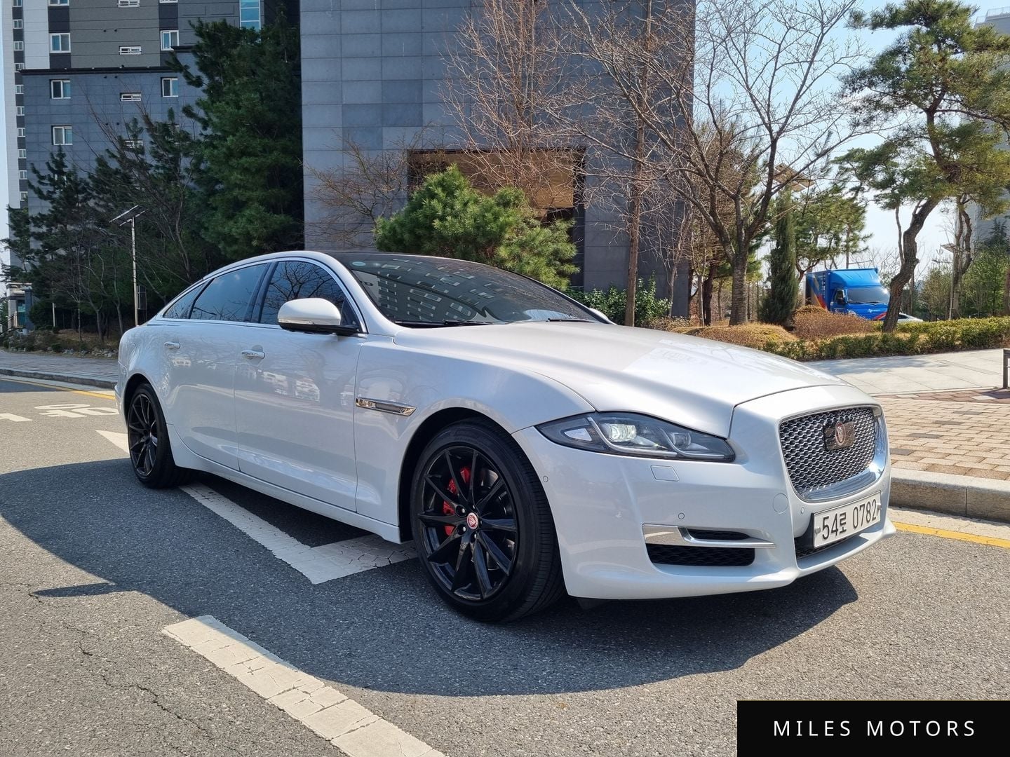 Jaguar All New XJ 2016 — миниатюра 7