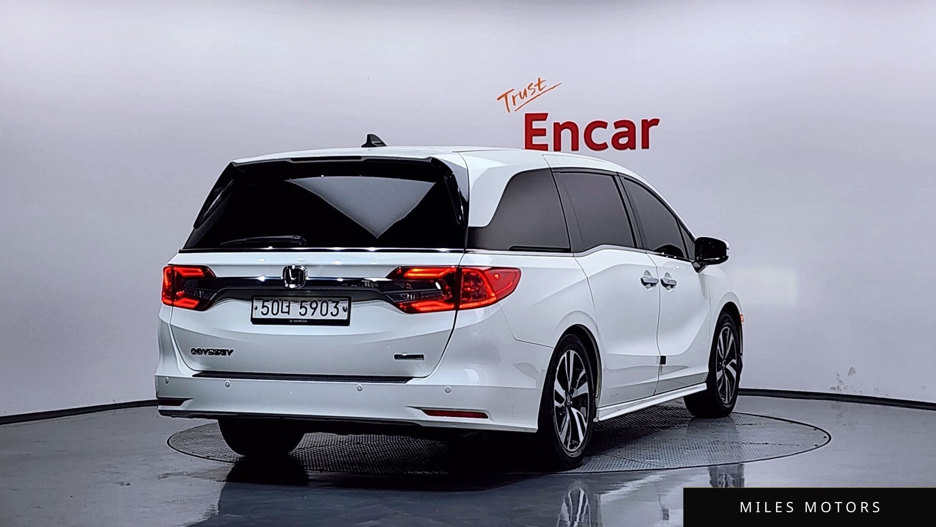 Honda Odyssey 2019 — миниатюра 2