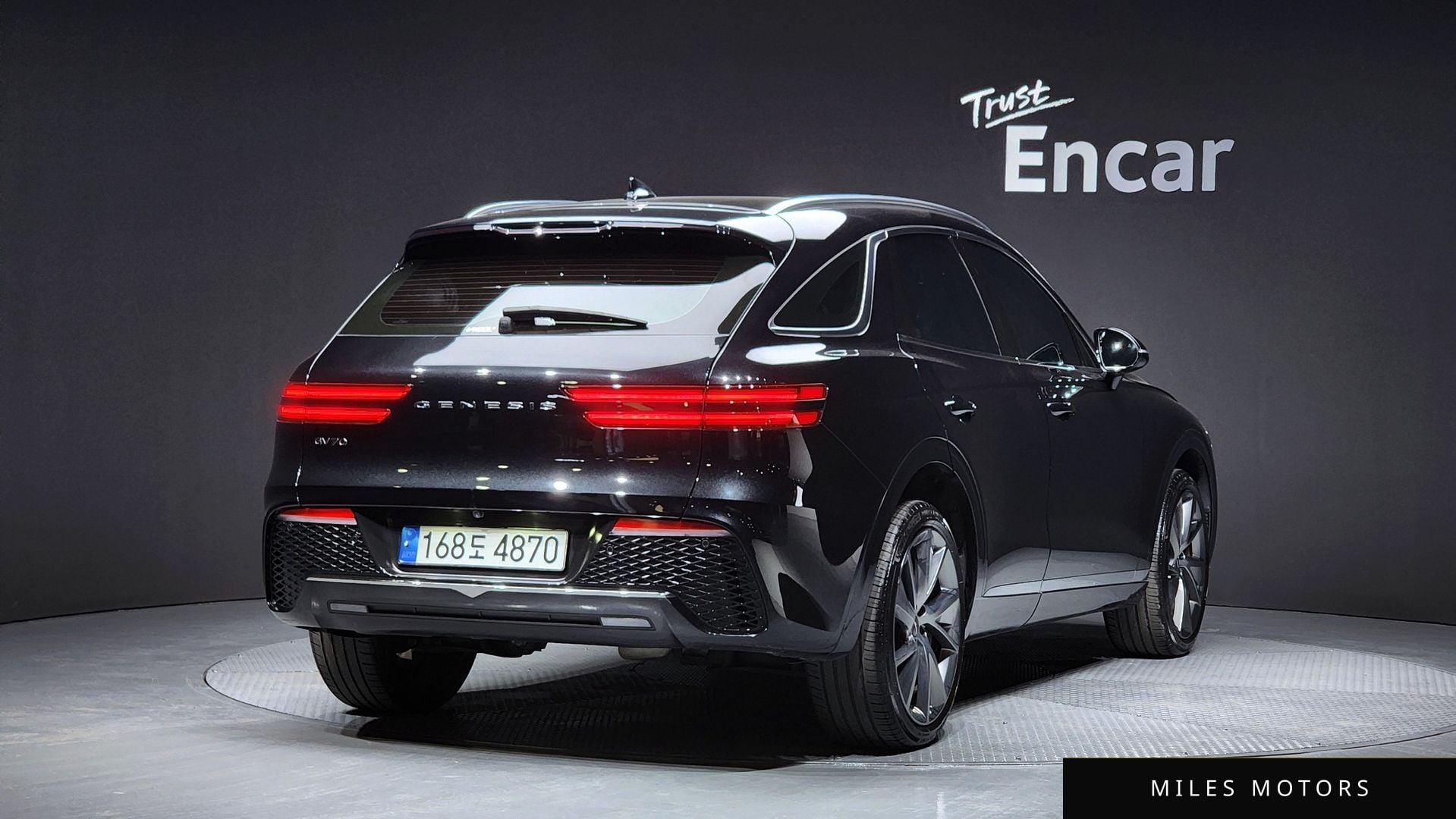 Genesis GV70 2023 — миниатюра 2