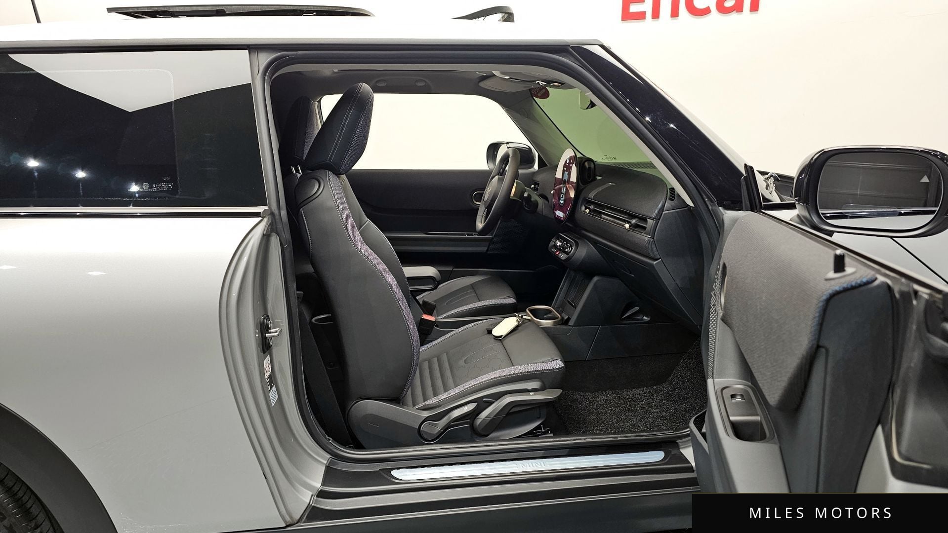 MINI Cooper 2025 — миниатюра 11