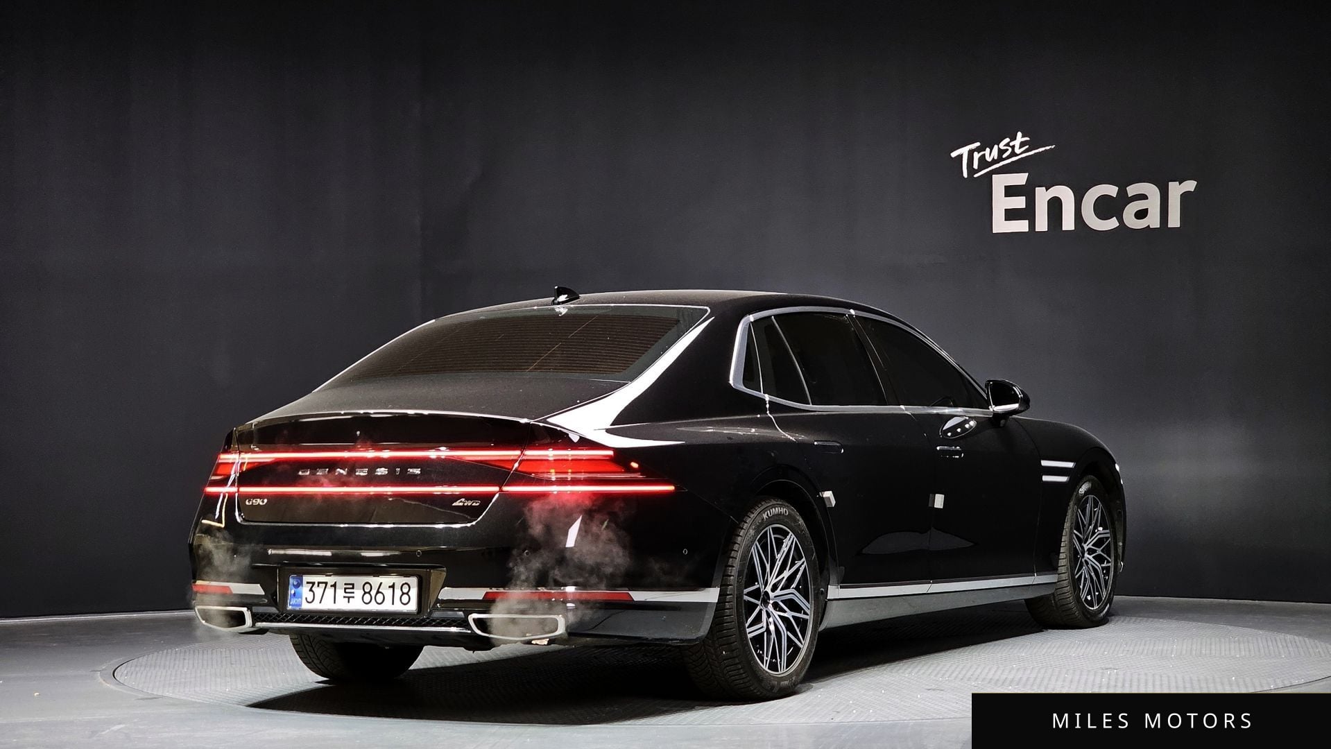 Genesis G90 (RS4) 2023 — миниатюра 2