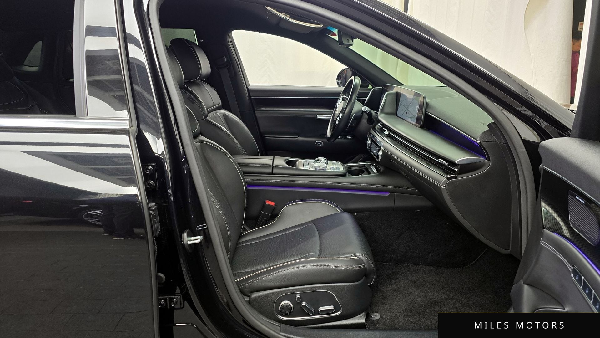 Genesis G90 (RS4) 2023 — миниатюра 11