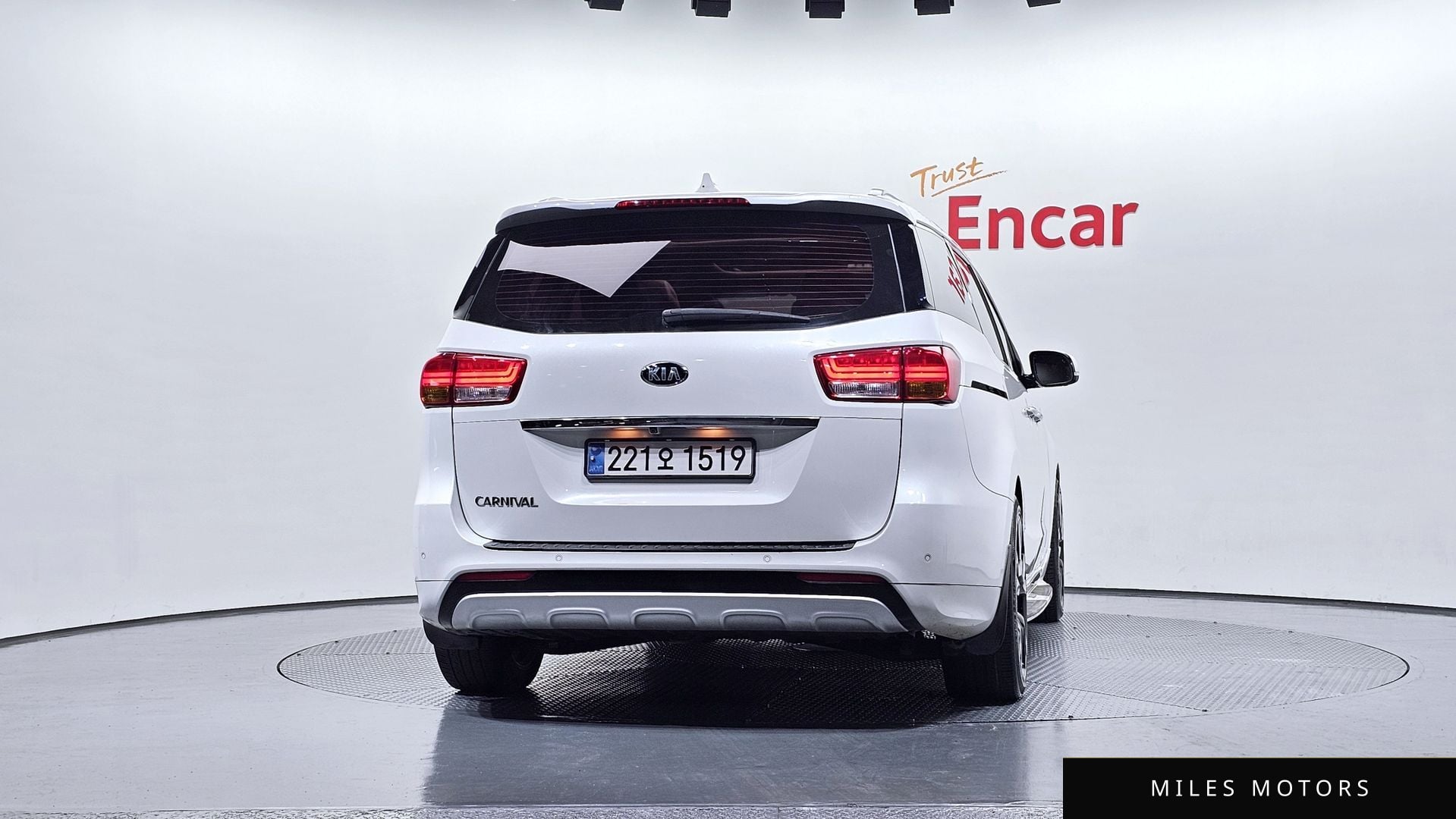 Kia Canival 2016 — миниатюра 4
