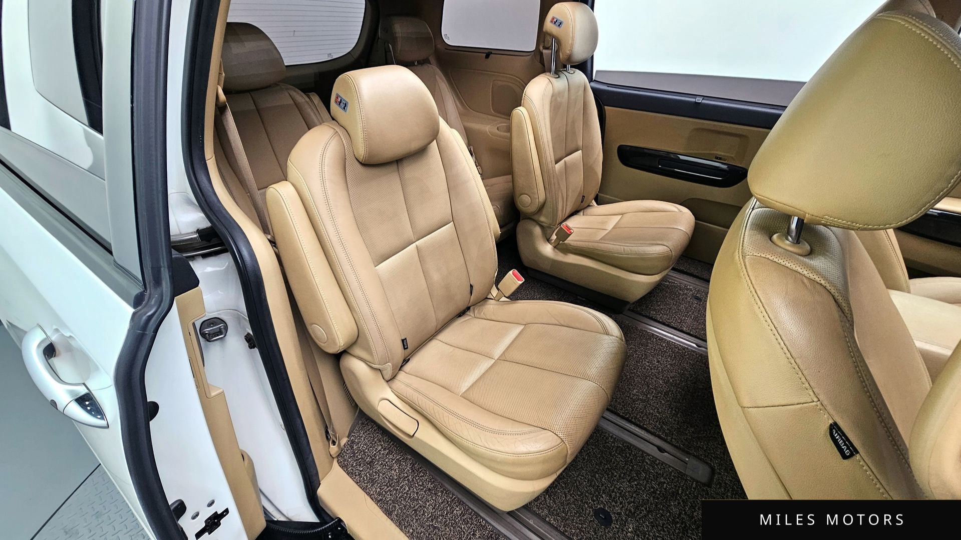 Kia Canival 2016 — миниатюра 12