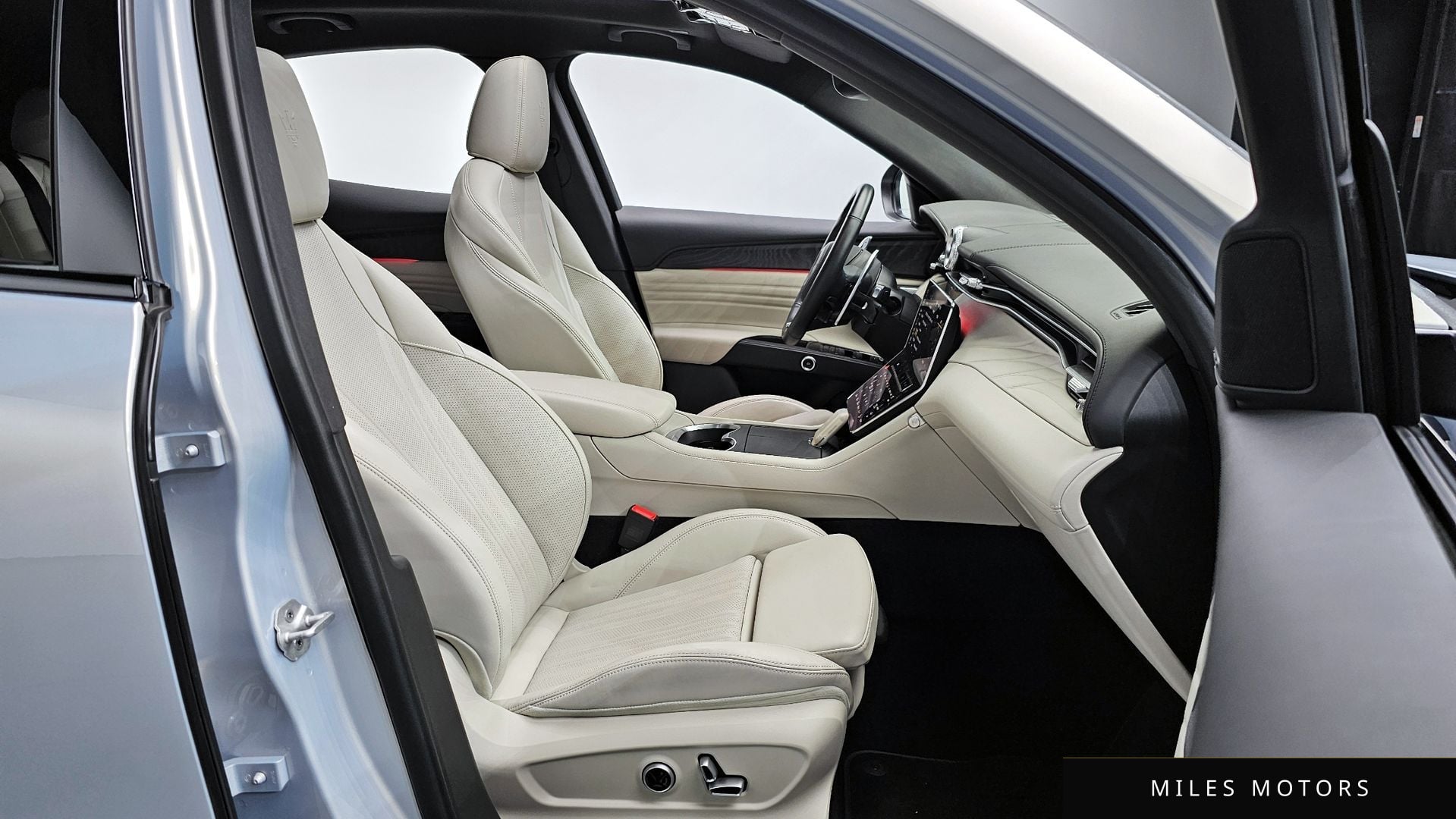 Maserati Grecale 2023 — миниатюра 10