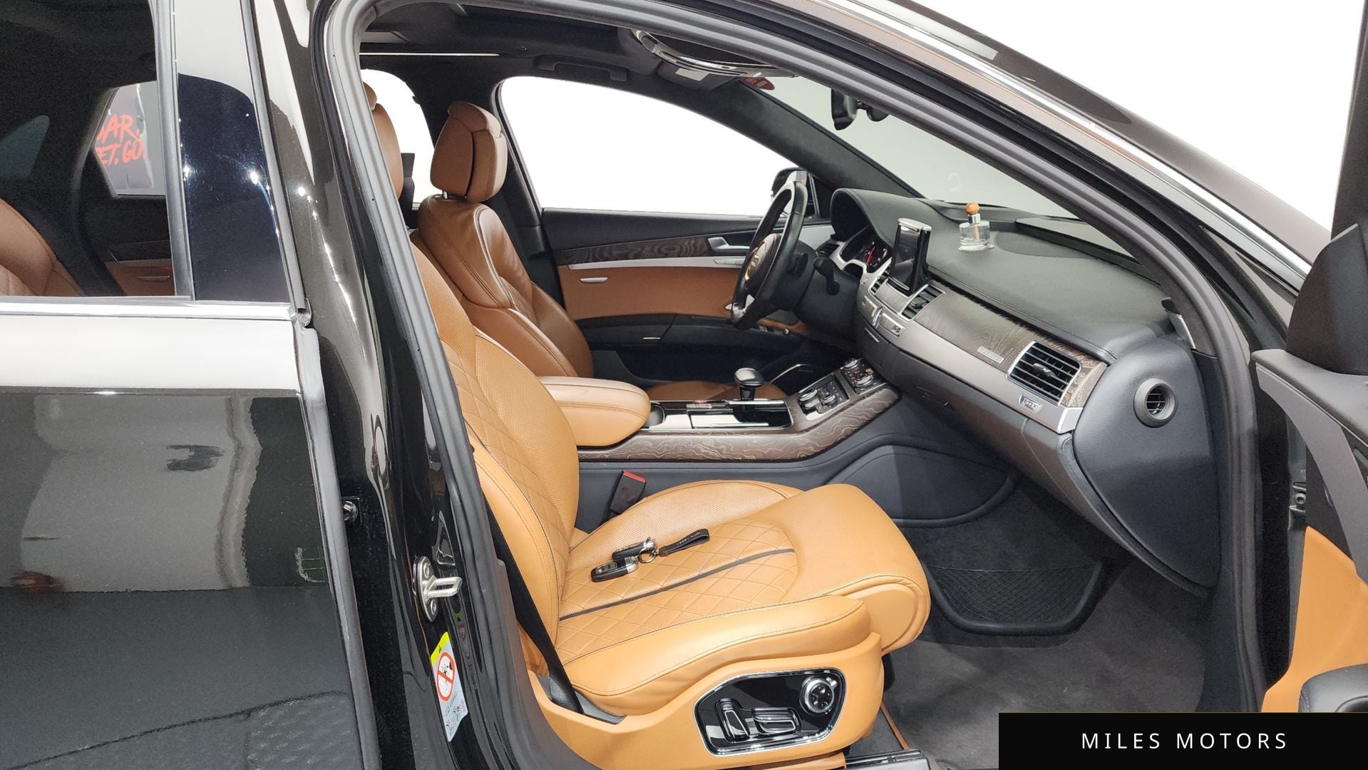 Audi A8 2016 — миниатюра 11